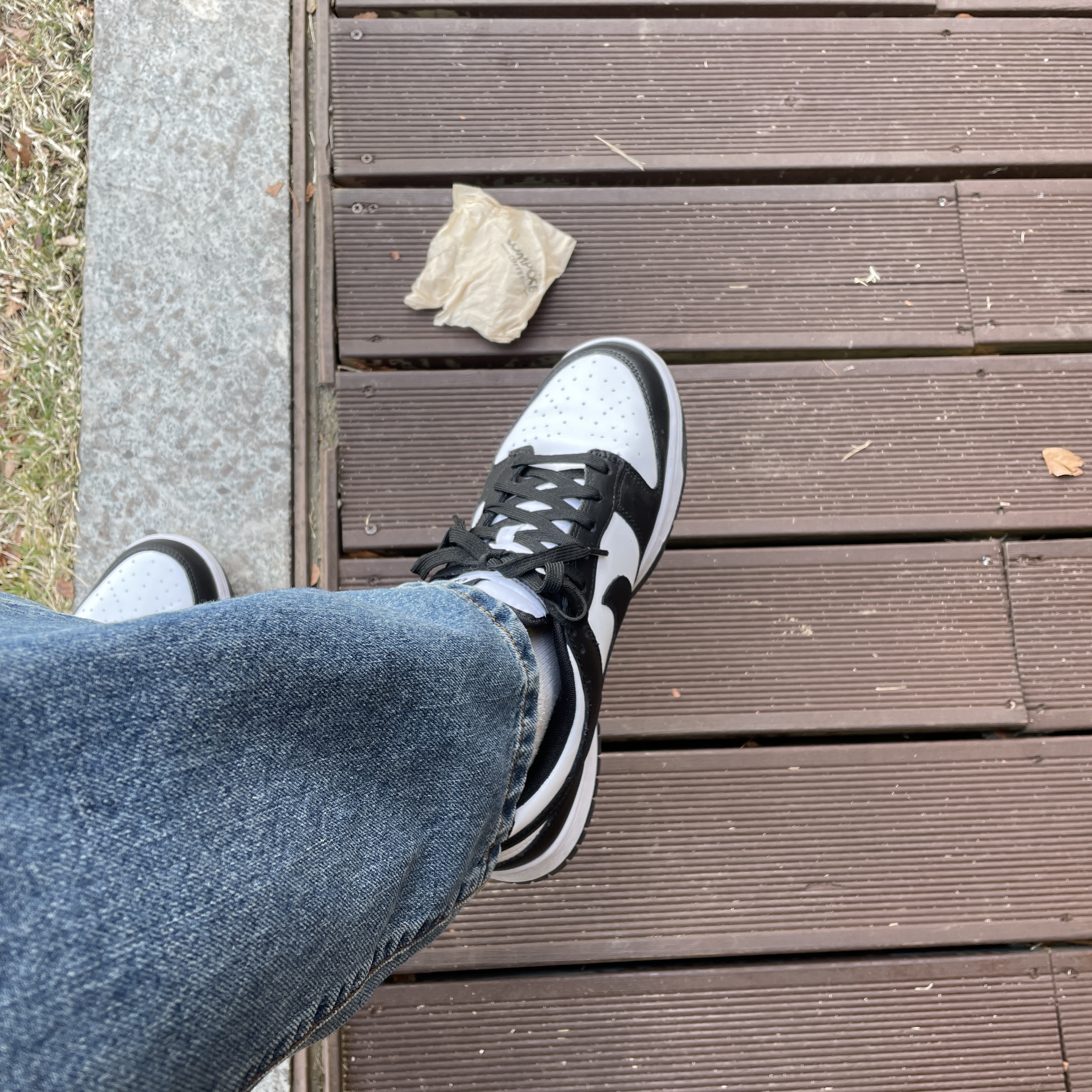 Nike Dunk Low Retro Black 착용 스타일