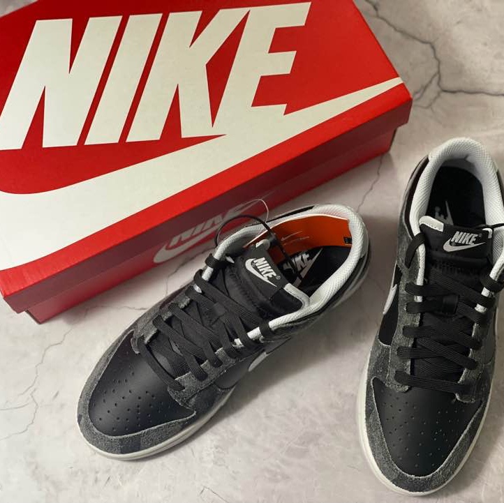 Nike Dunk Low Retro PRM Zebra 착용 스타일 - 1