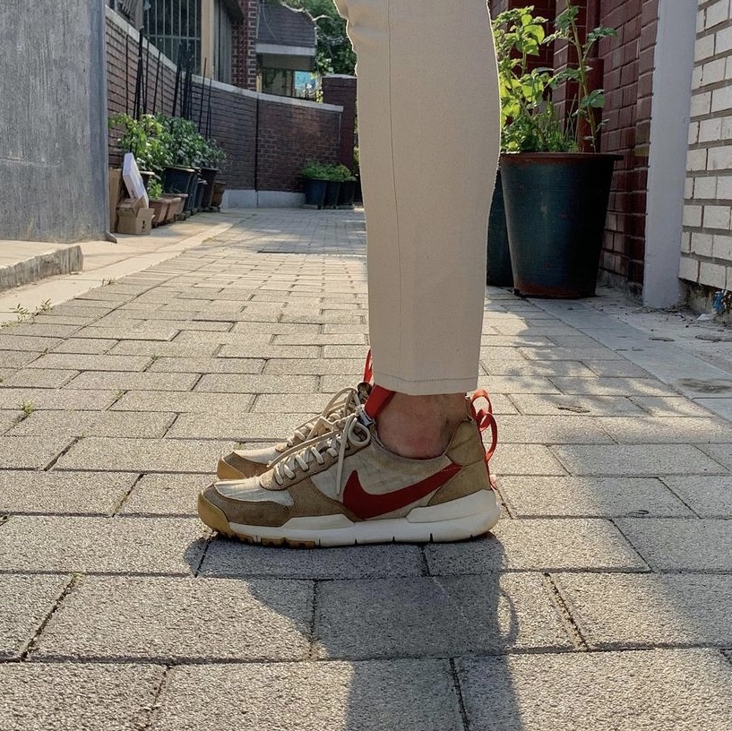 Nike x Tom Sachs Mars Yard Shoe 1.0 Space Camp 착용 스타일