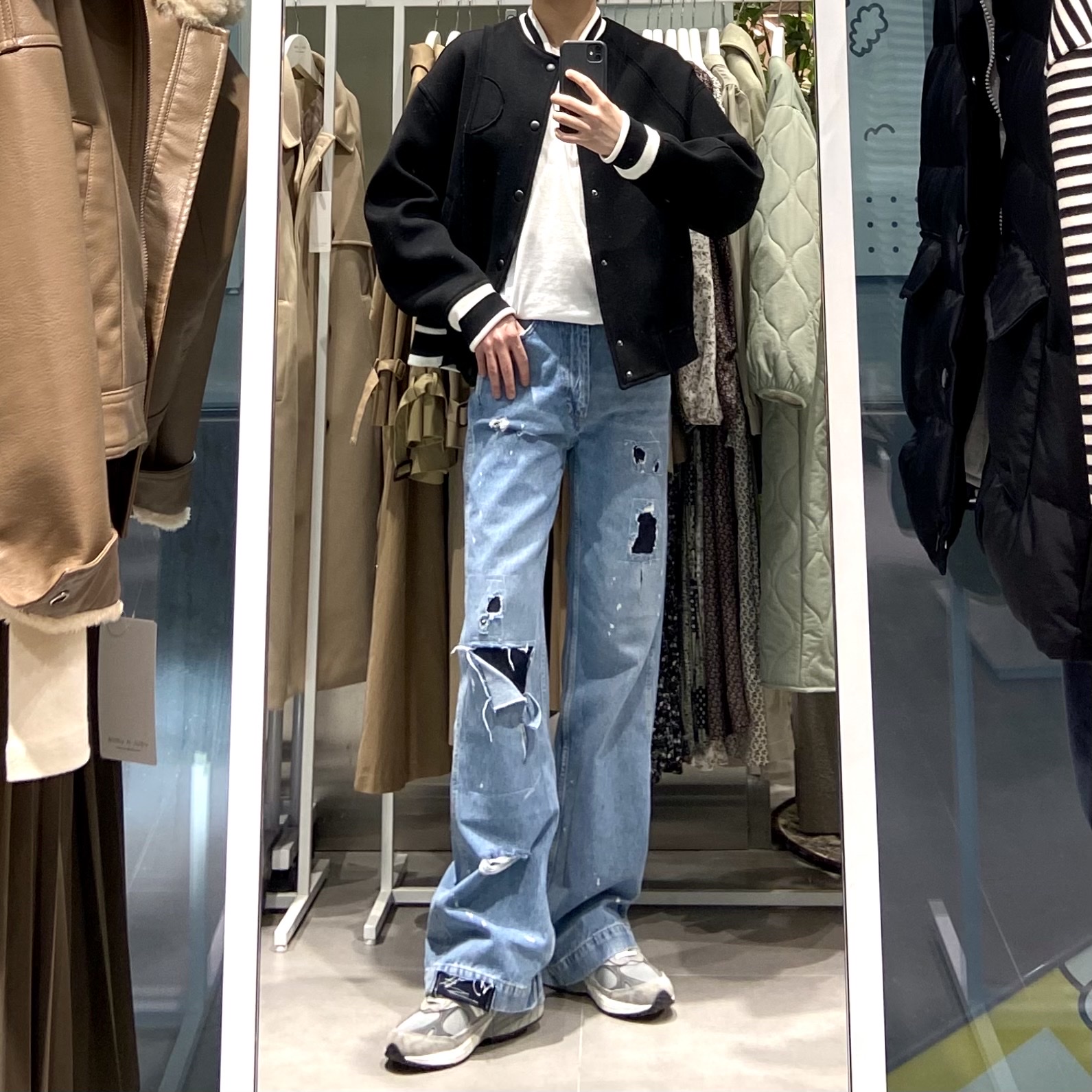 Zara x Ader Error Patchwork Jeans Blue, New Balance 993 Made in USA Grey - D Standard 착용 스타일