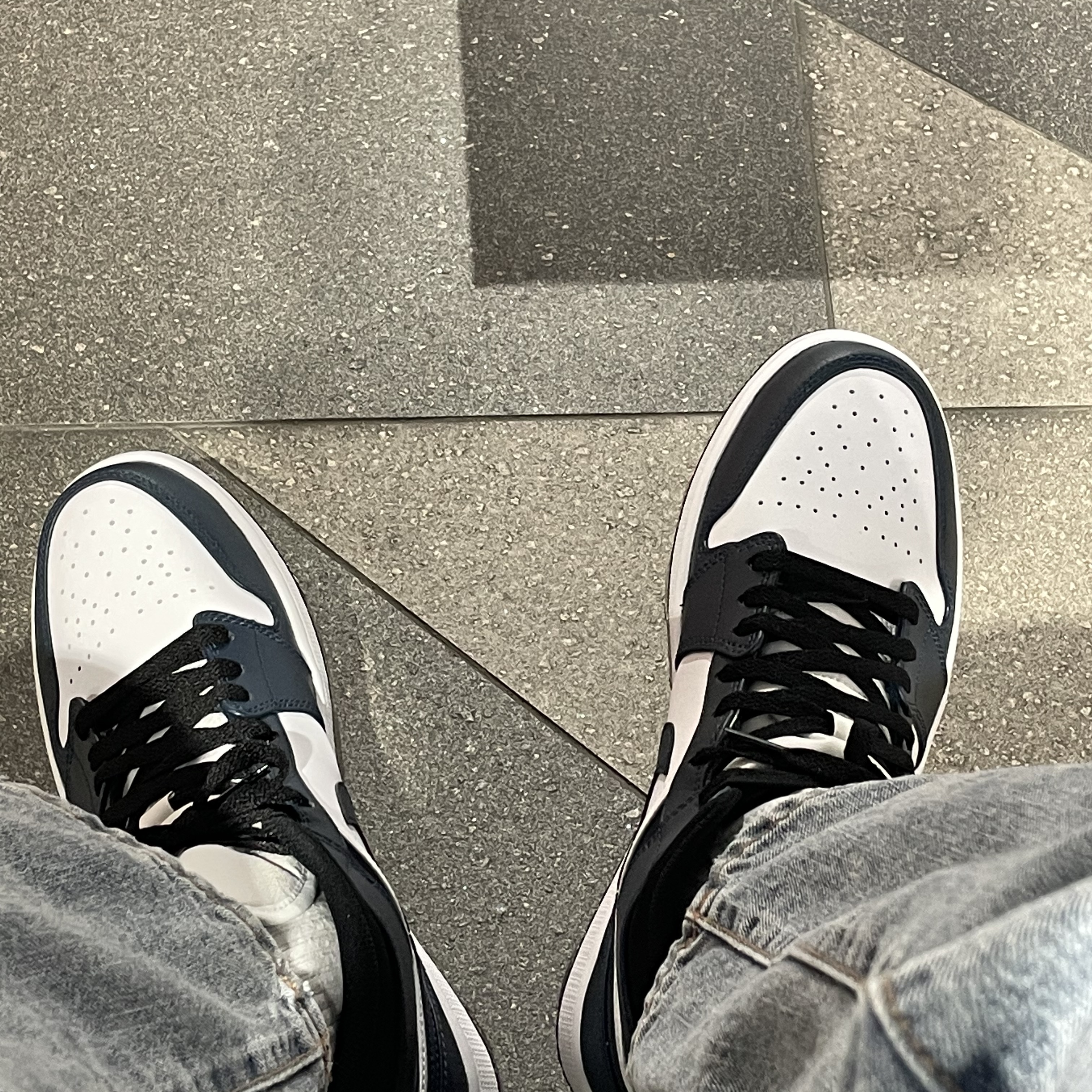 Jordan 1 Mid Dark Teal 착용 스타일 - 2