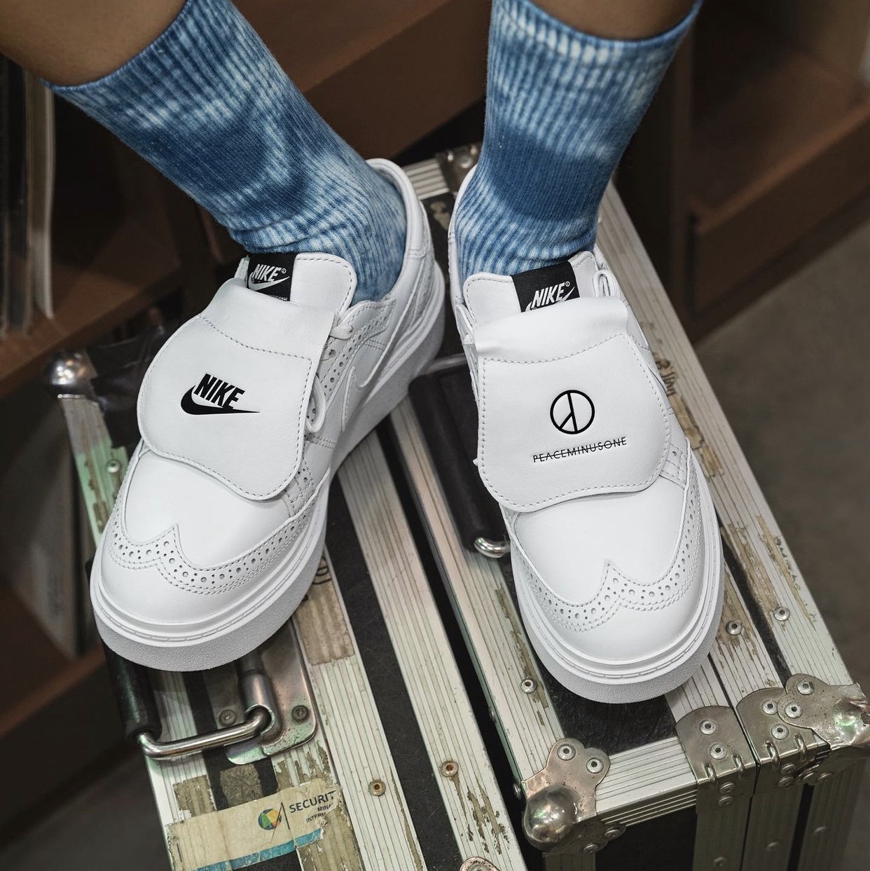 Nike x Peaceminusone Kwondo1 White 착용 스타일 - 3