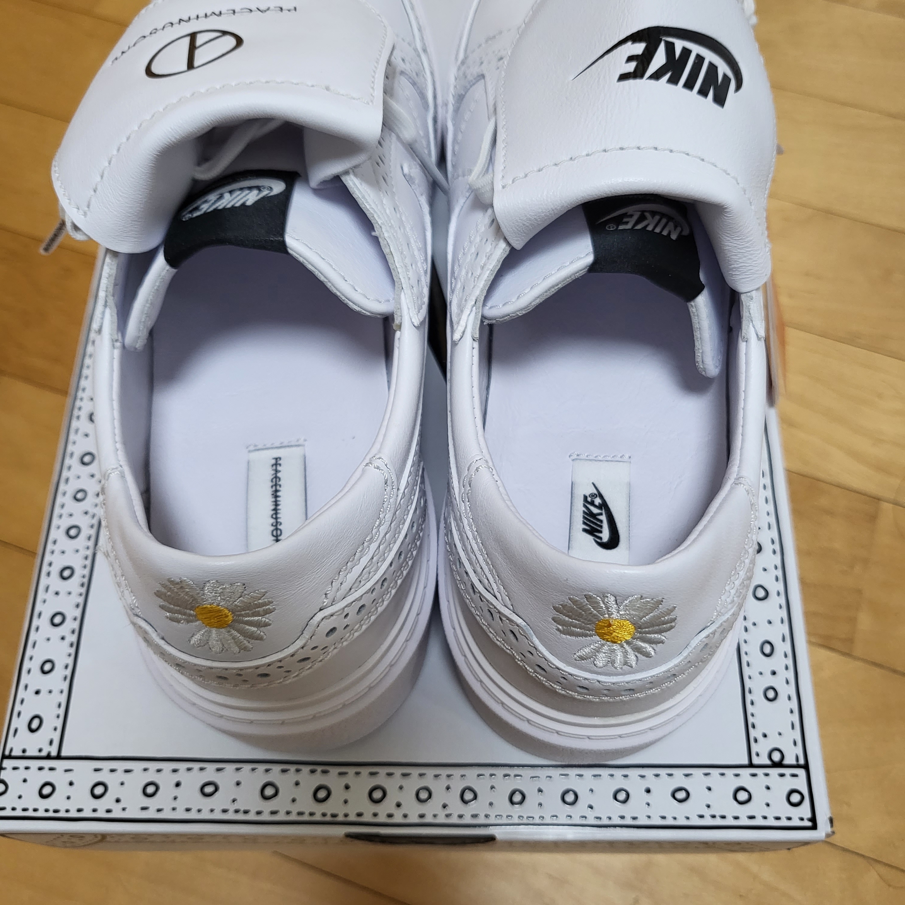 Nike x Peaceminusone Kwondo1 White 착용 스타일 - 2