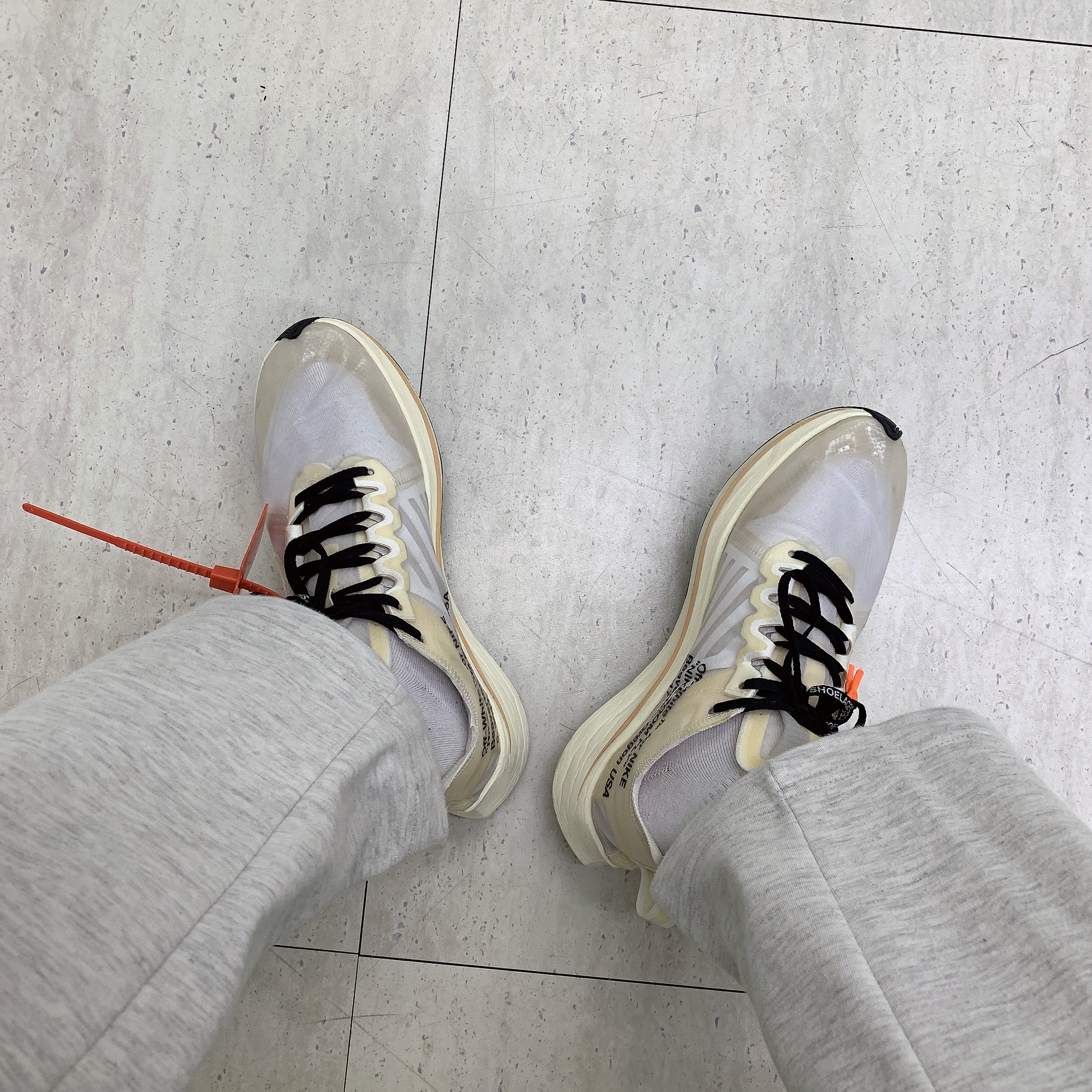Nike x Off-White Zoom Fly SP The Ten 착용 스타일 - 2