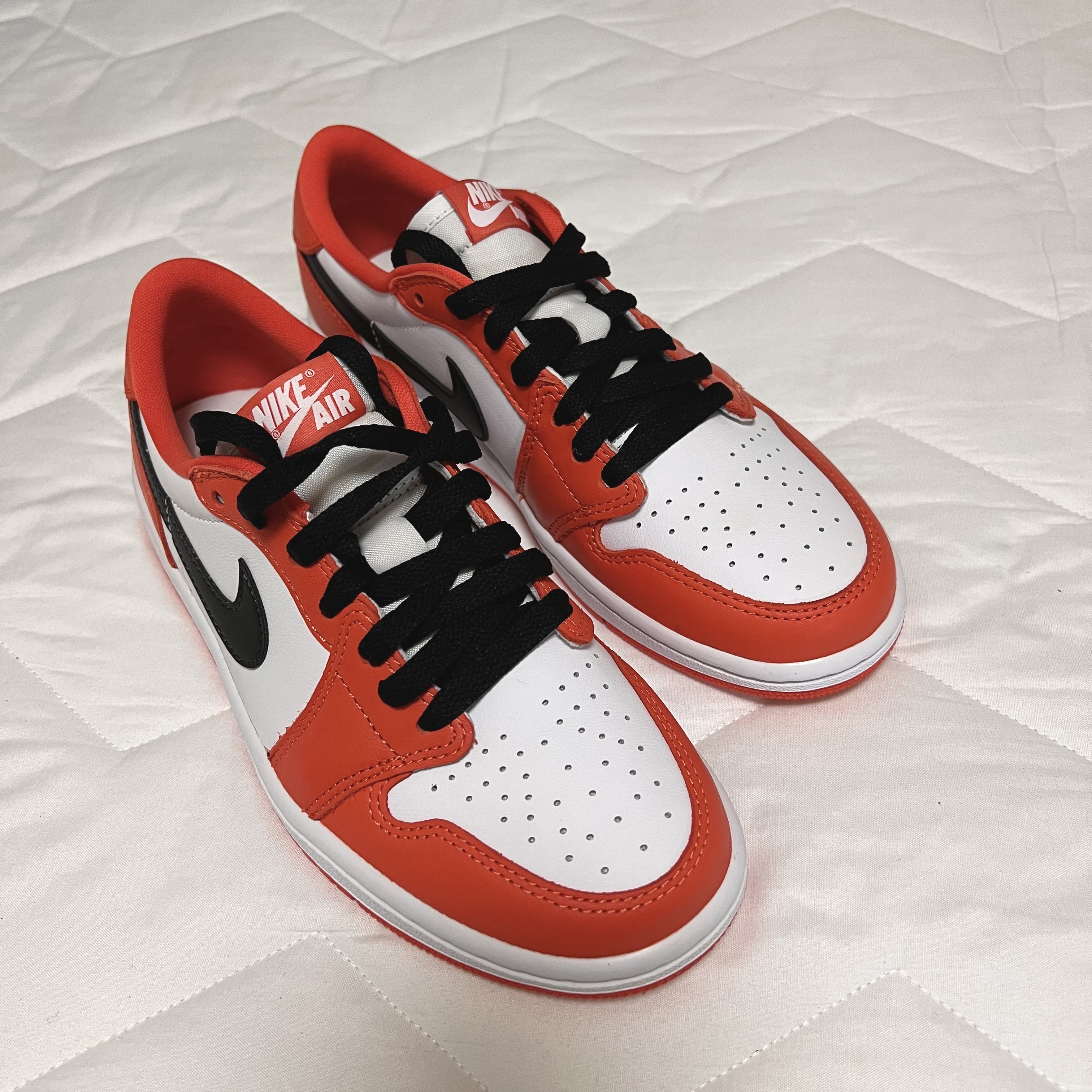 Jordan 1 Low OG Starfish 착용 스타일 - 3