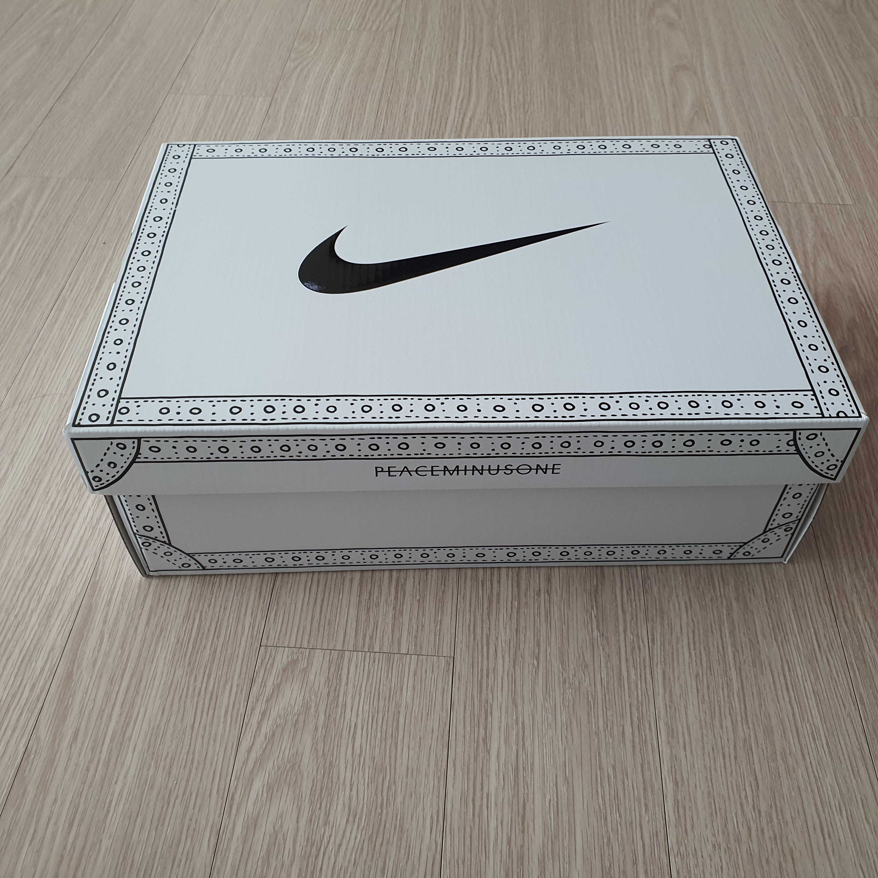 Nike x Peaceminusone Kwondo1 White 착용 스타일 - 1