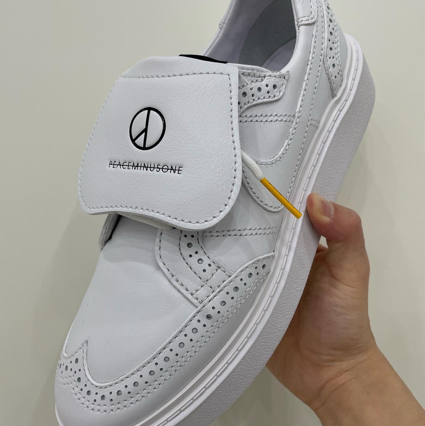 Nike x Peaceminusone Kwondo1 White 착용 스타일 - 2