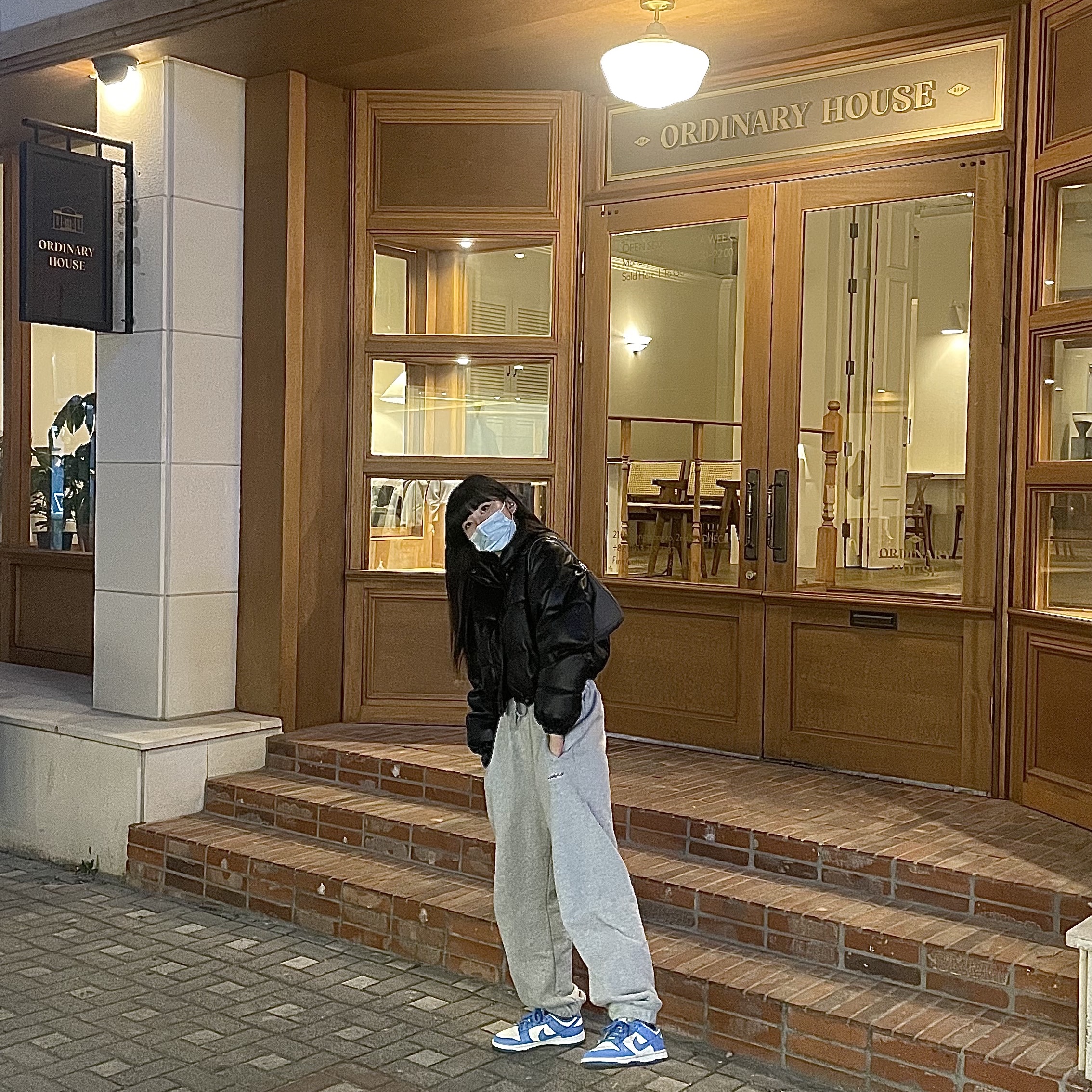 (W) Nike Dunk Low Coast, Nike Dunk Low Retro University Blue 착용 스타일 - 2