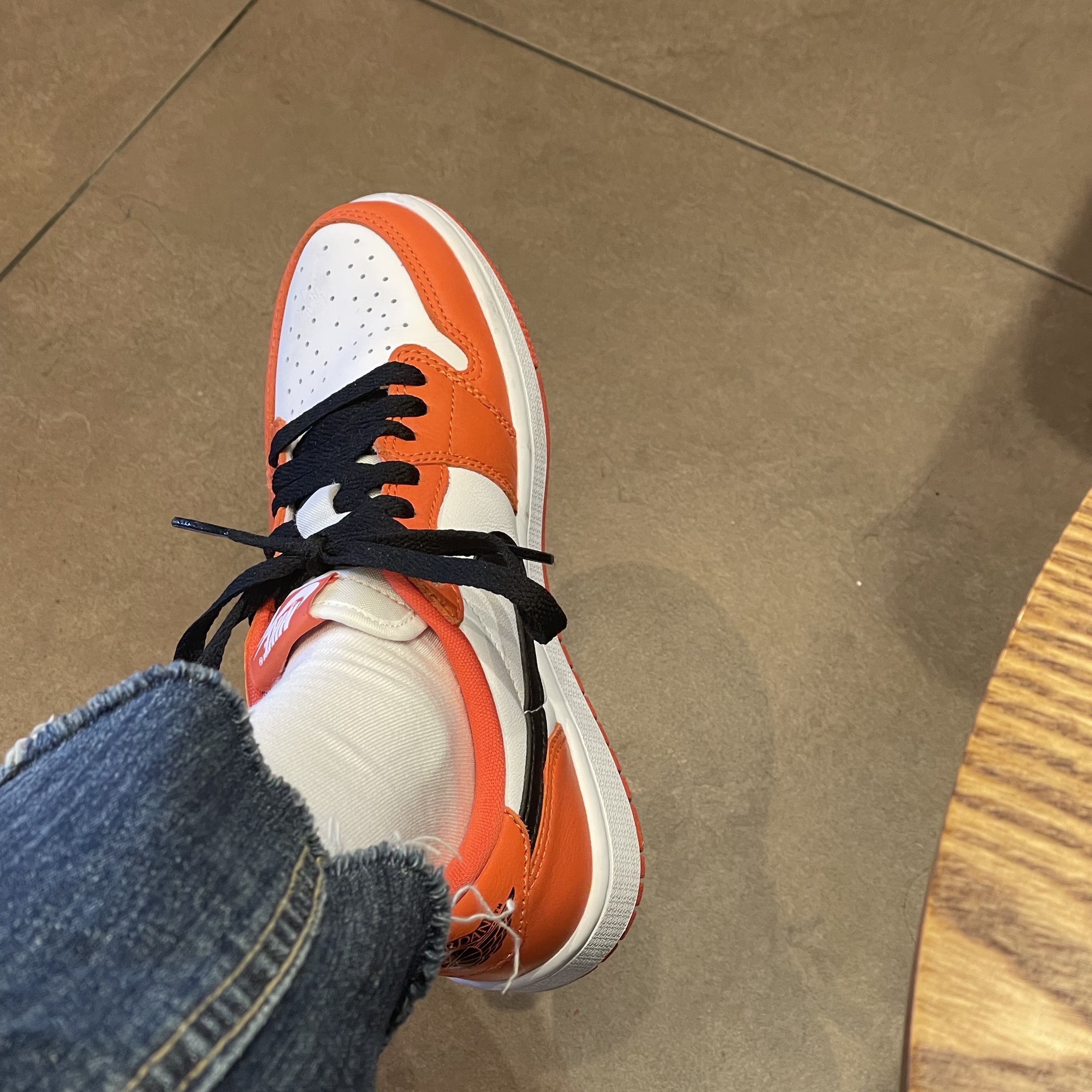 (W) Jordan 1 Low OG Starfish 착용 스타일 - 2