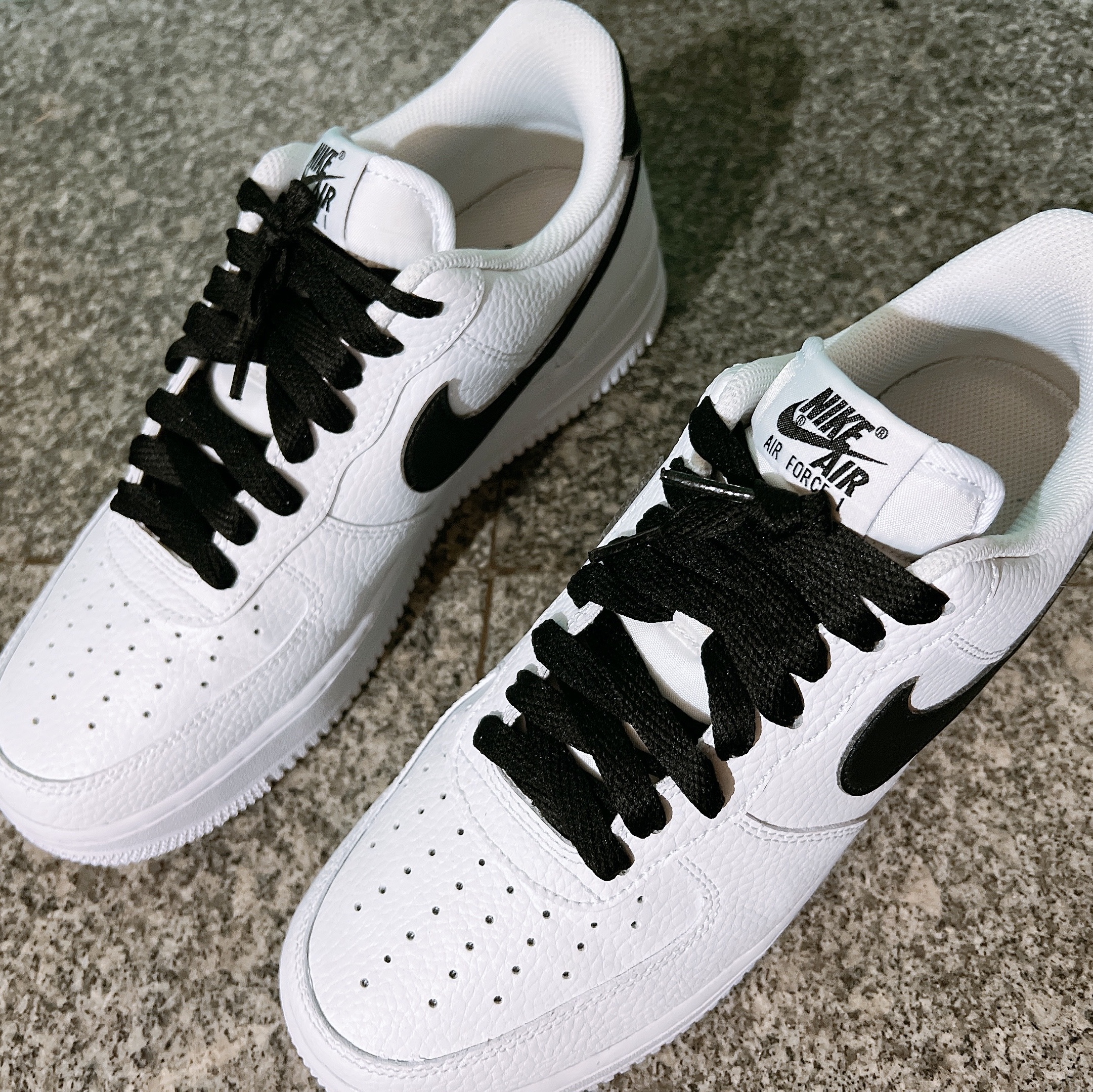 Nike Air Force 1 '07 White Black 착용 스타일