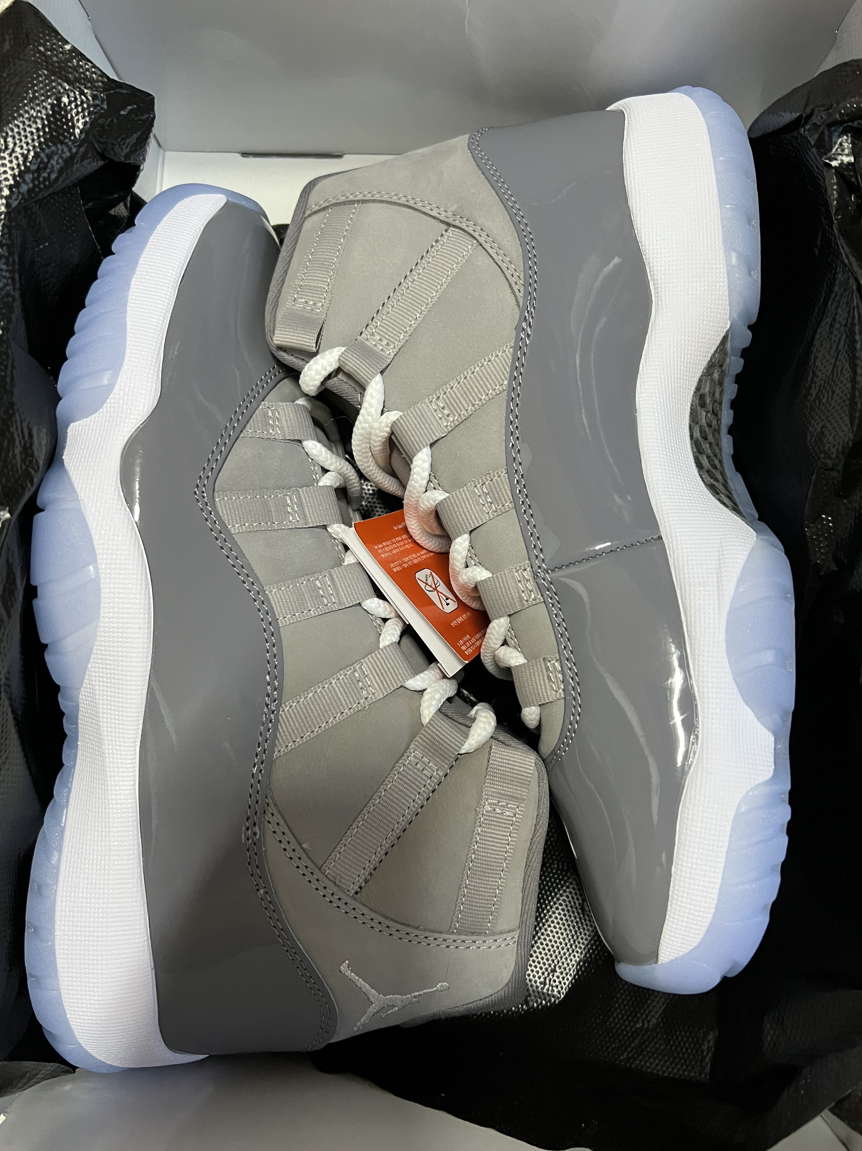 Jordan 11 Retro Cool Grey 2021 착용 스타일 - 1