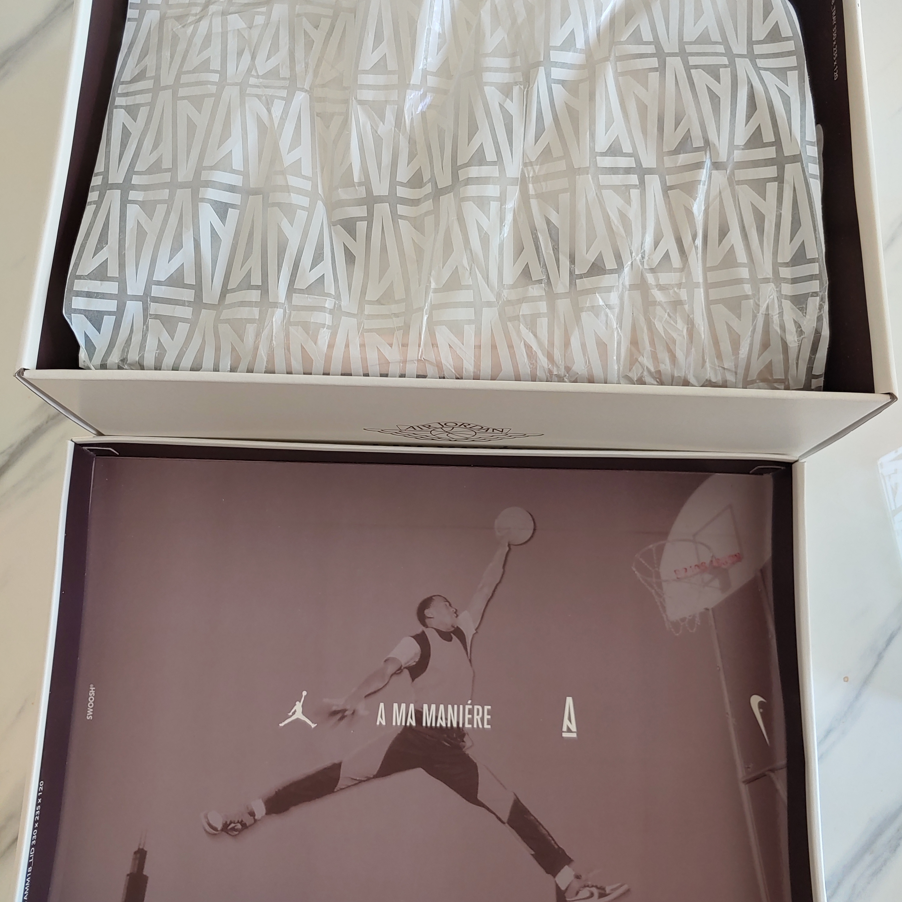 Jordan 1 x A Ma Maniere Retro High OG SP Sail and Burgundy 착용 스타일 - 2
