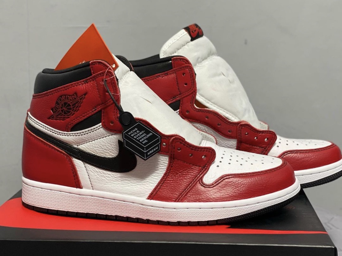 Jordan 1 Retro High OG Light Fusion Red 착용 스타일