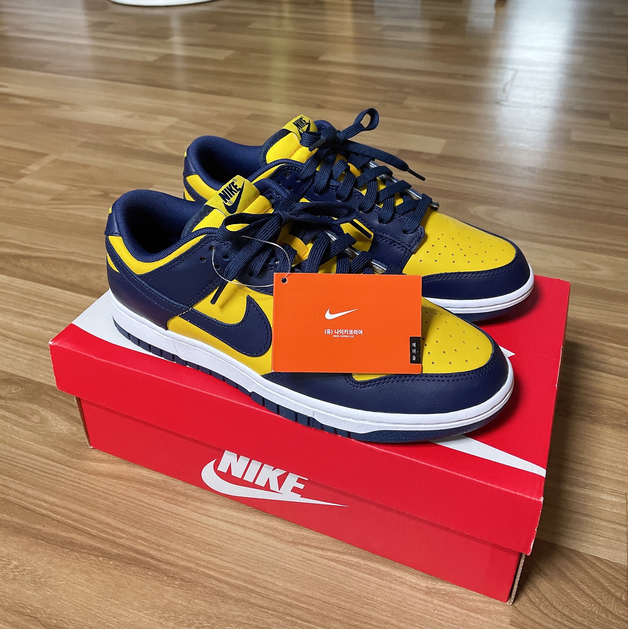 Nike Dunk Low Retro Varsity Maize 착용 스타일 - 2