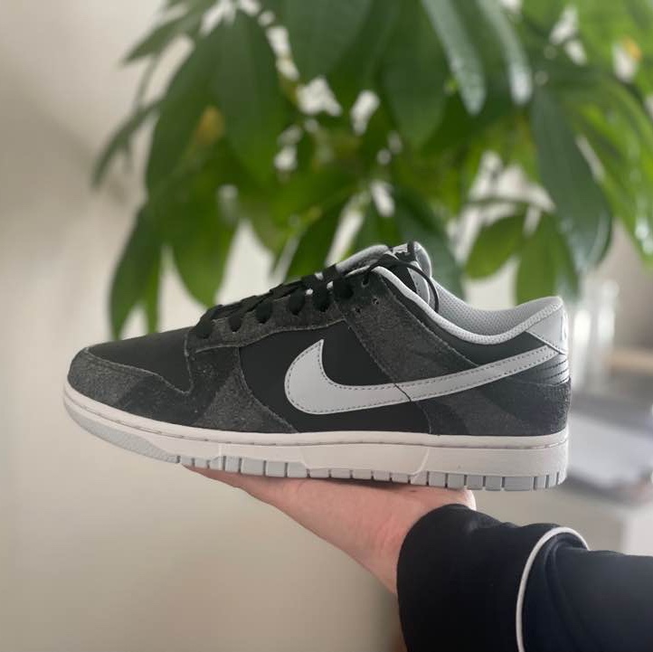 Nike Dunk Low Retro PRM Zebra 착용 스타일 - 4