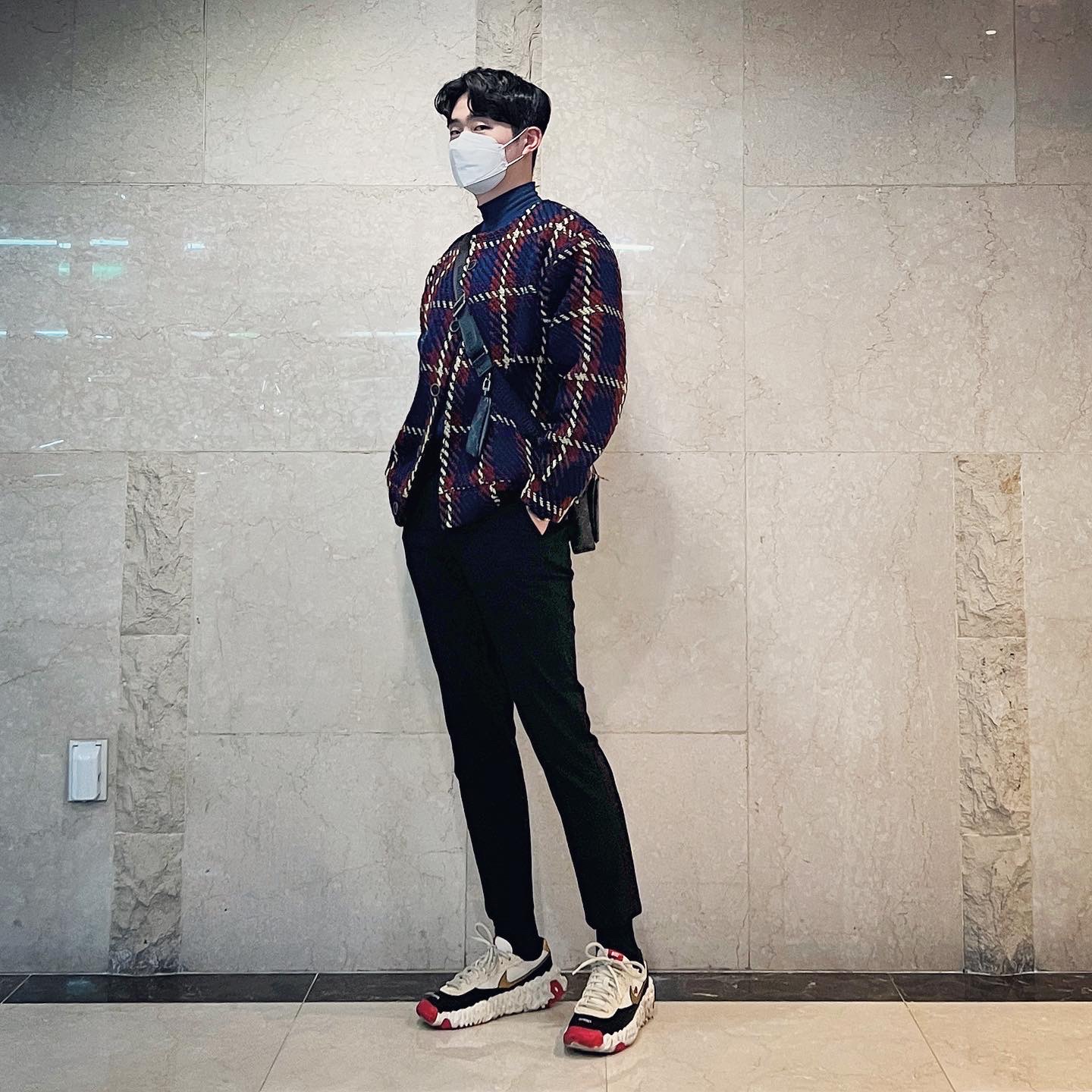 Nike x Undercover Overbreak Sail Gold 착용 스타일 - 1