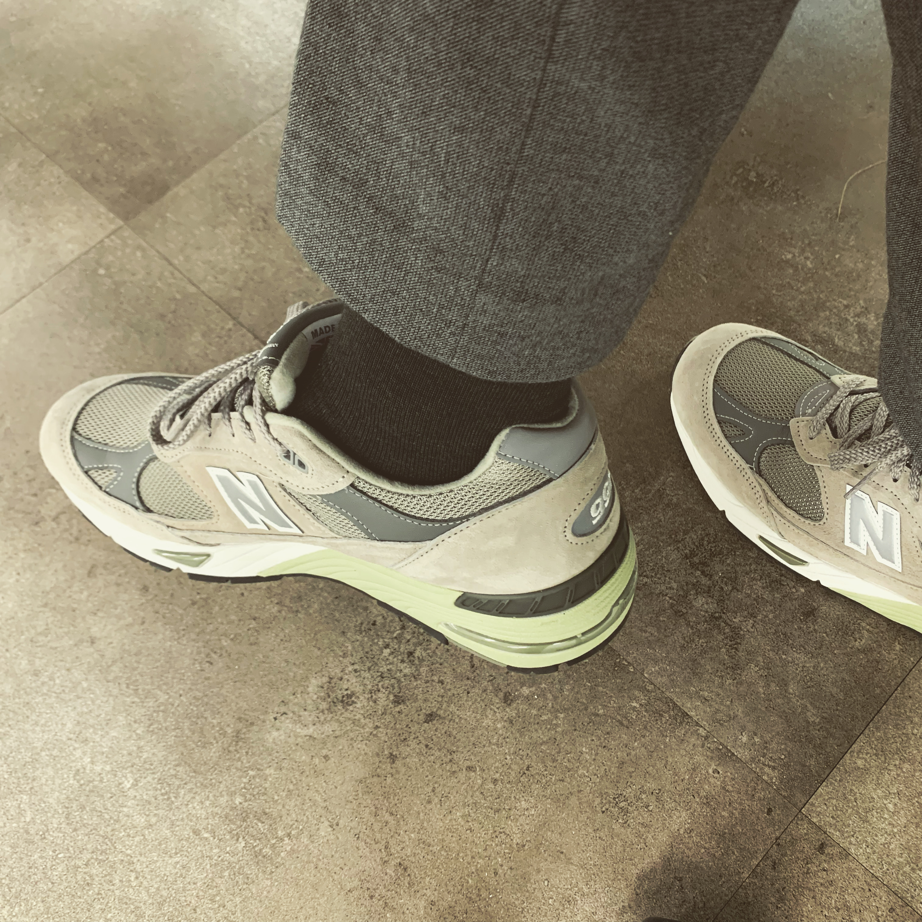 New Balance 991 Made in UK Grey 착용 스타일
