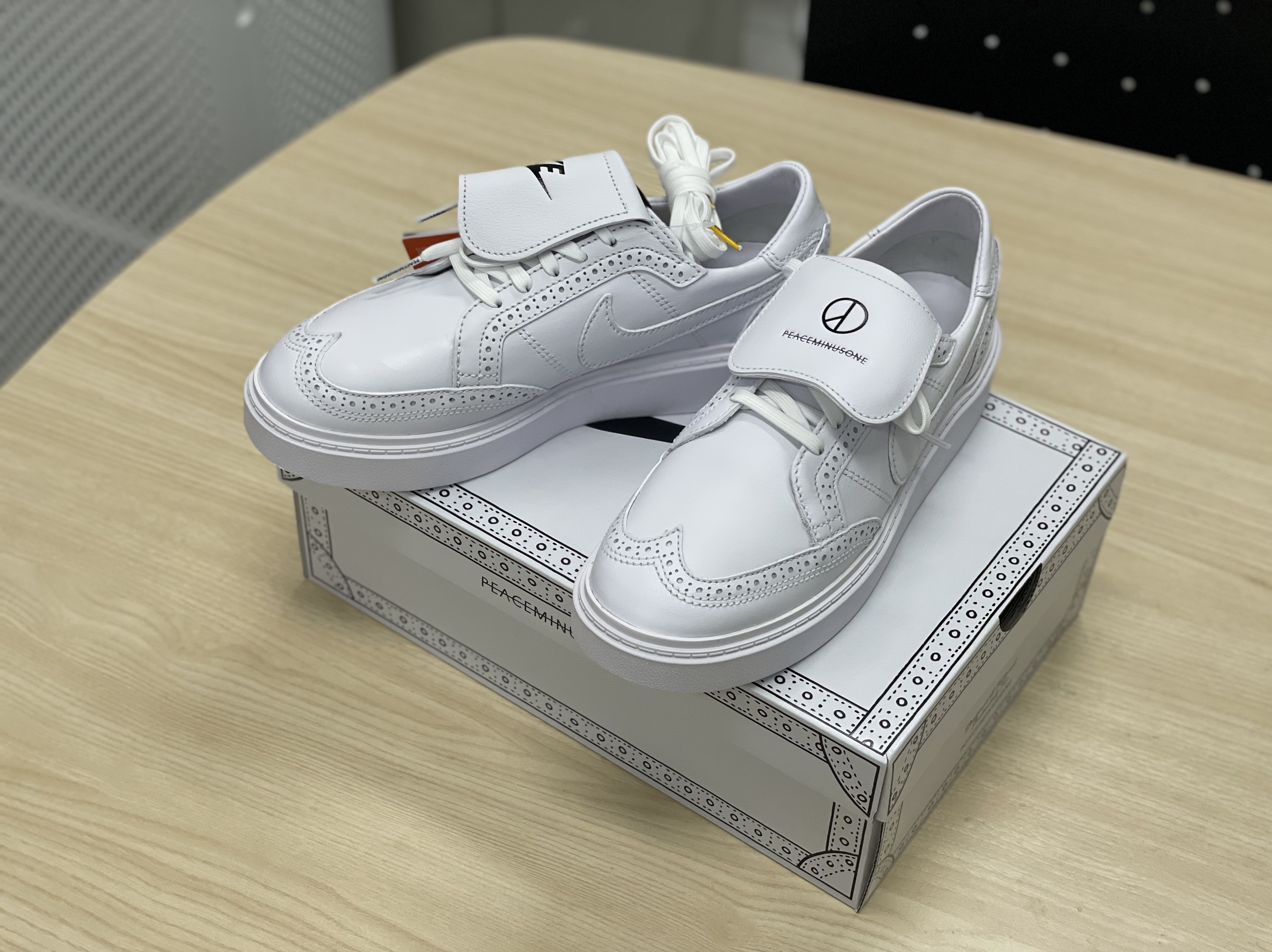 Nike x Peaceminusone Kwondo1 White 착용 스타일 - 1