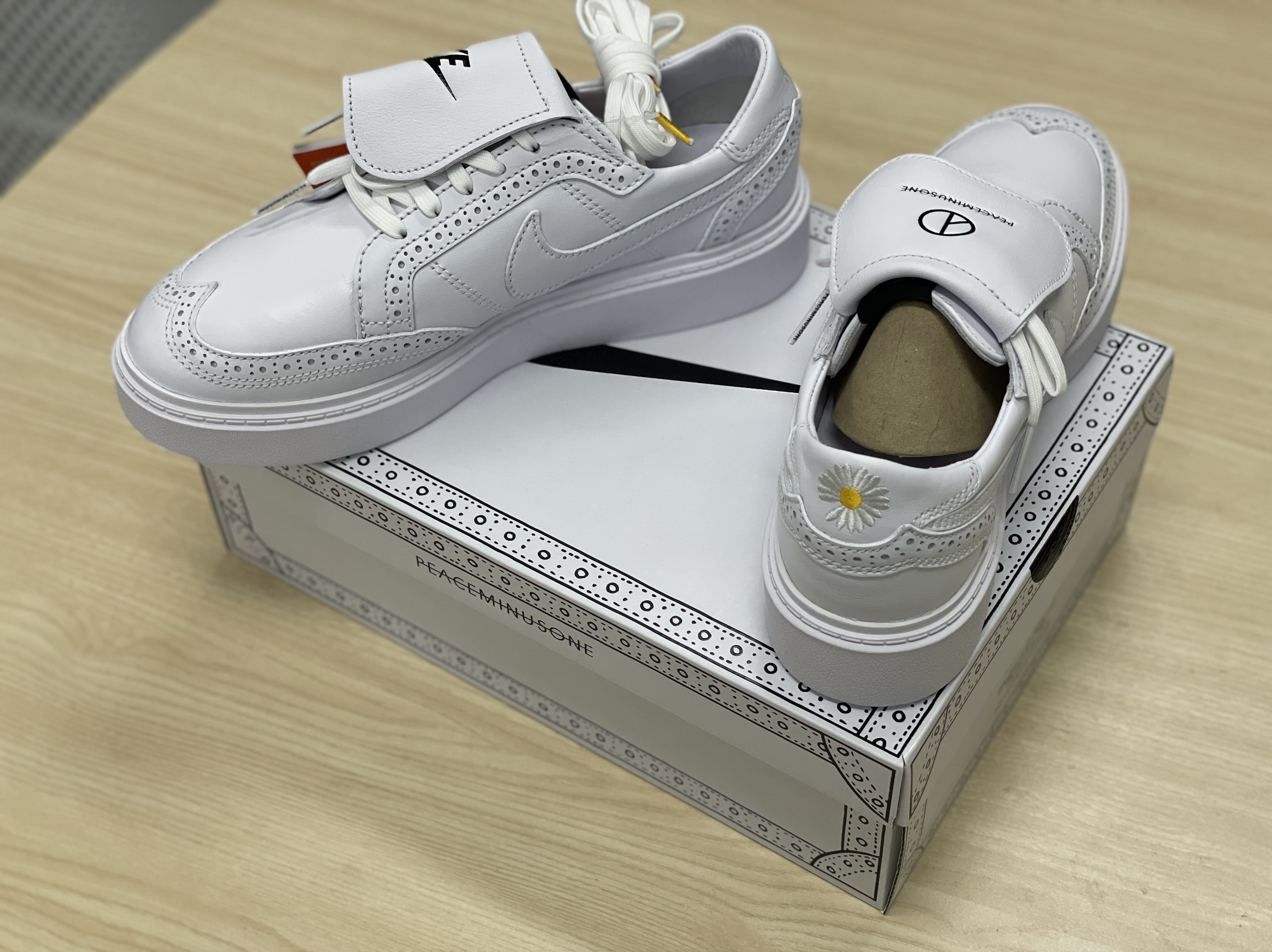 Nike x Peaceminusone Kwondo1 White 착용 스타일 - 3