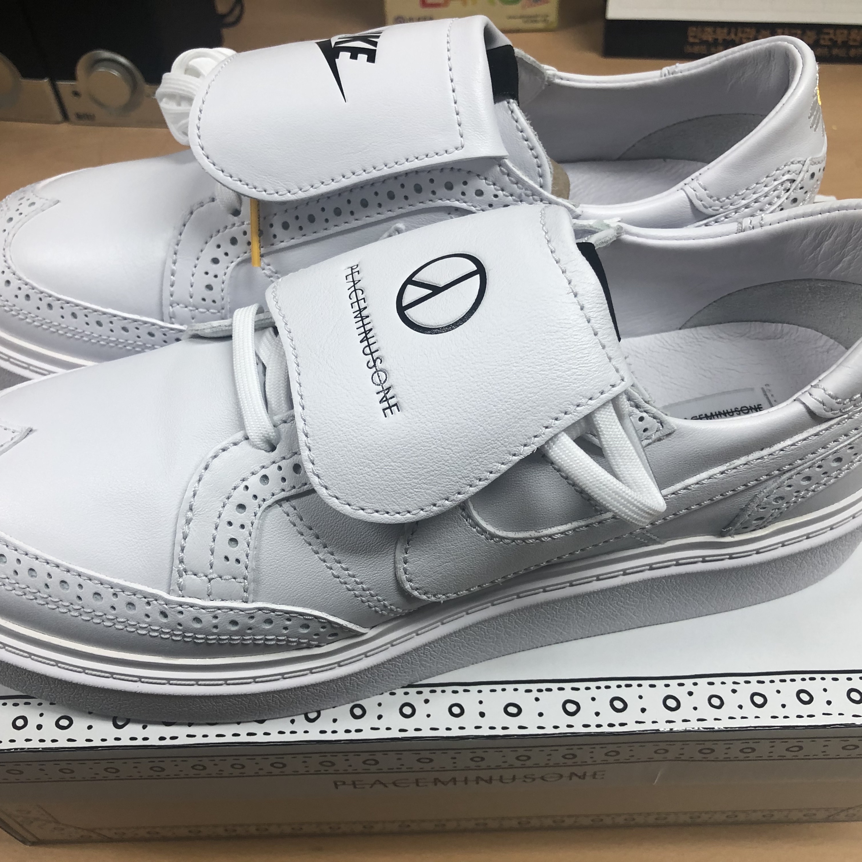 Nike x Peaceminusone Kwondo1 White 착용 스타일 - 1