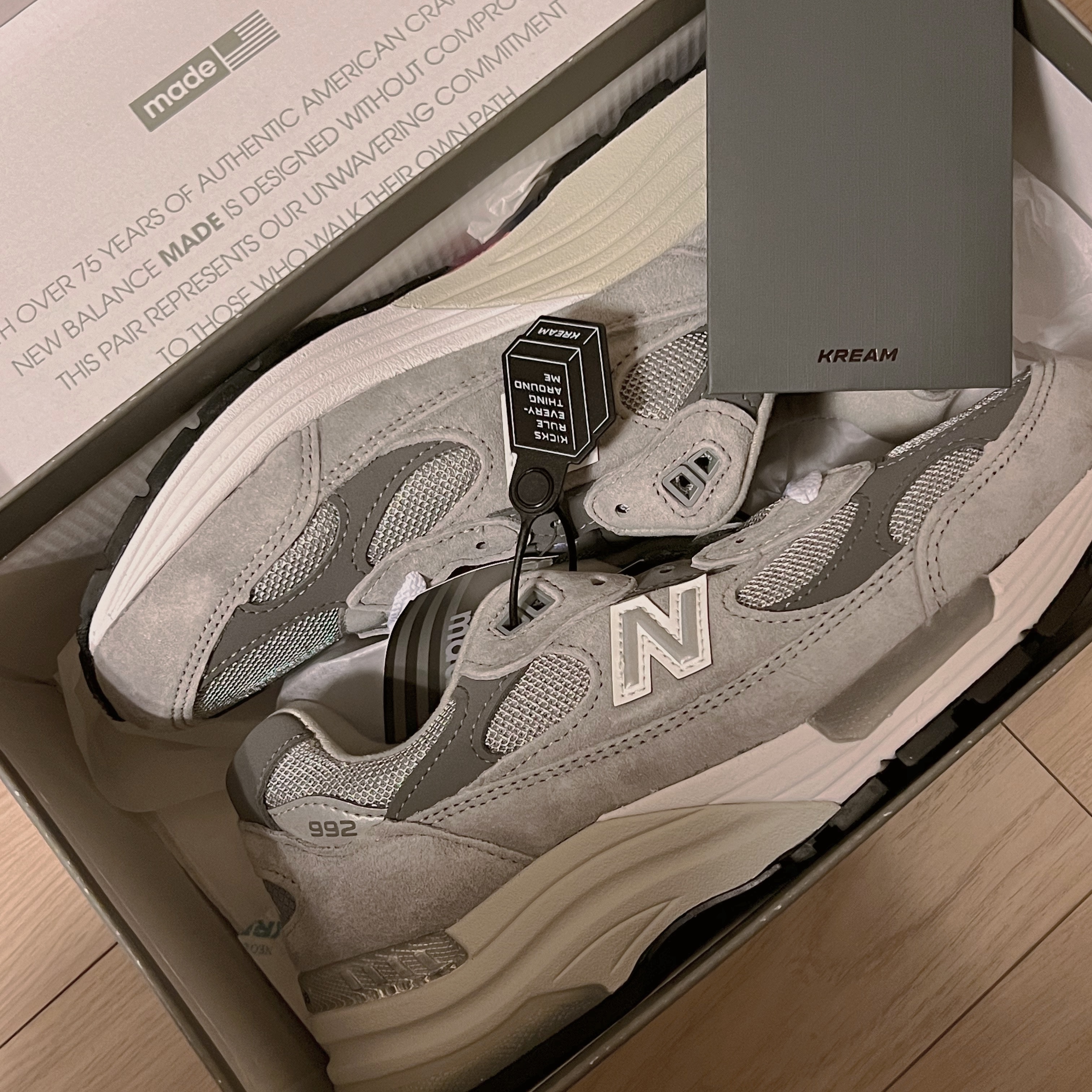 New Balance 992 Made in USA Grey - D Standard 착용 스타일 - 2