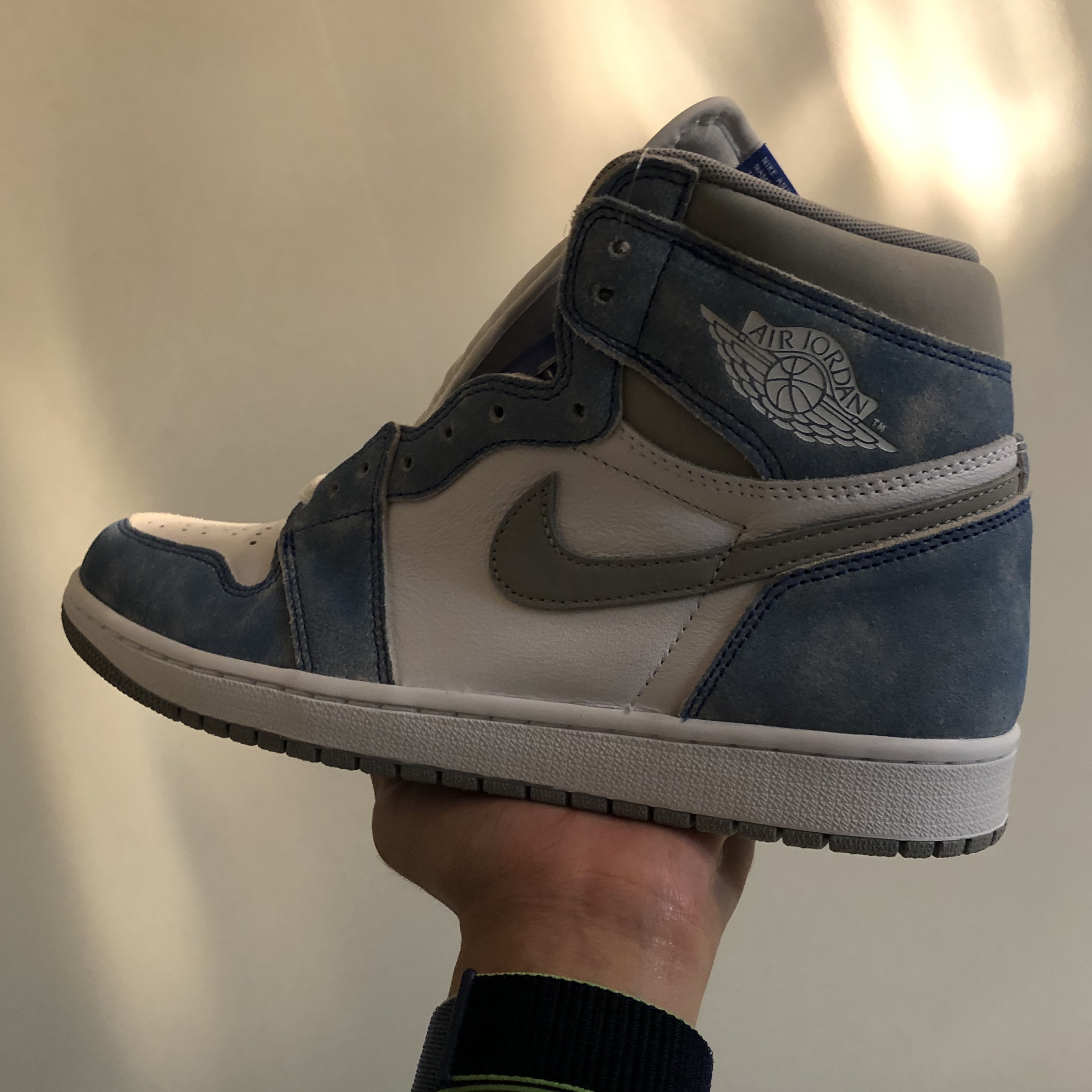 Jordan 1 Retro High OG Hyper Royal, (GS) Jordan 1 Retro High OG Hyper Royal 착용 스타일