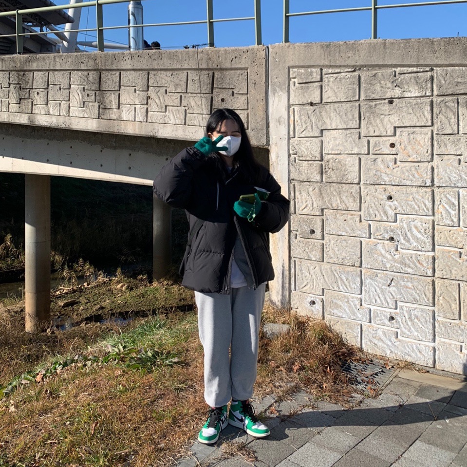 (W) Jordan 1 Retro High OG Lucky Green 착용 스타일 - 2