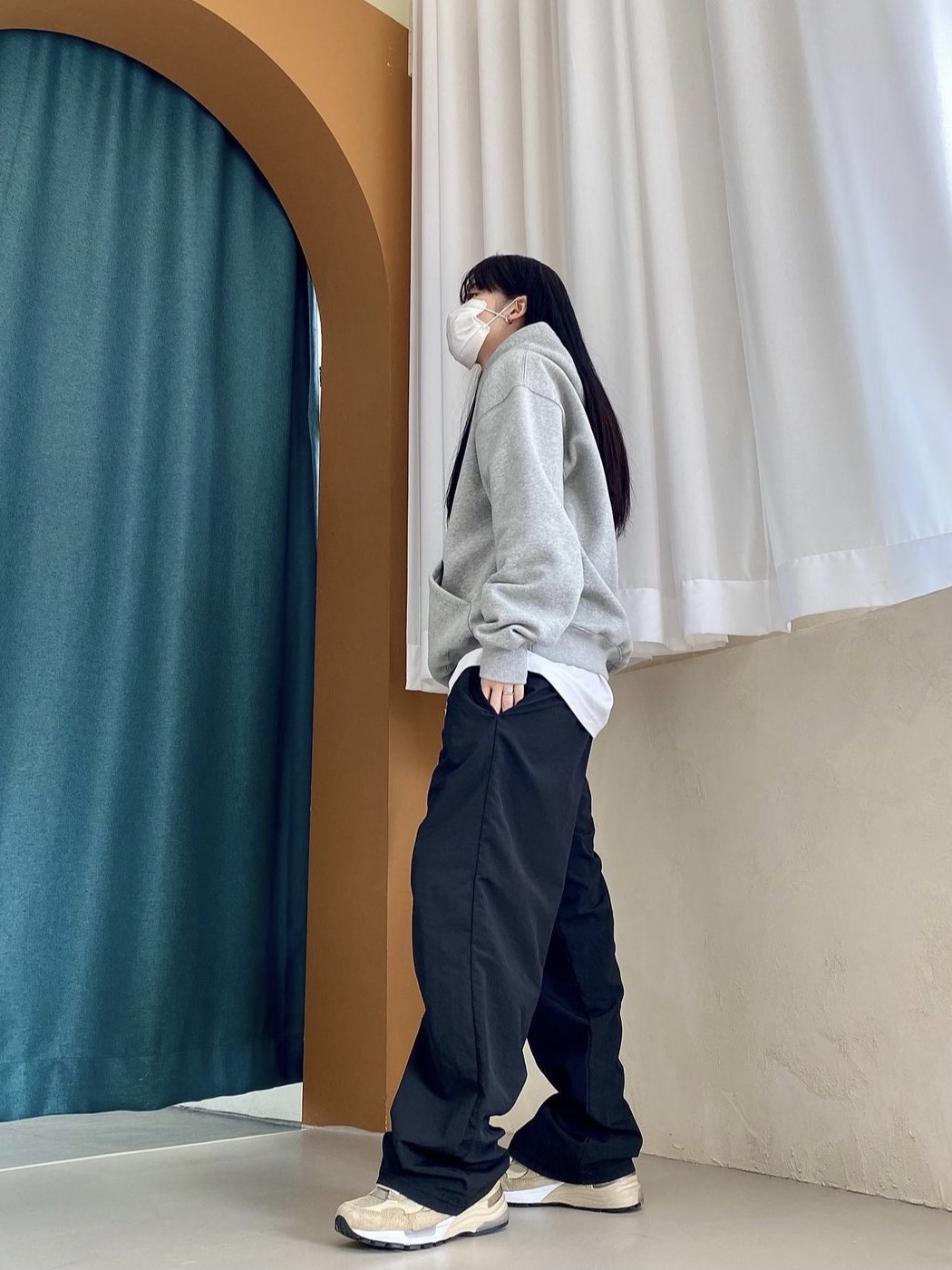 IAB Studio Hoodie Gray - 21SS, New Balance 992 Made in USA Tan 착용 스타일 - 3