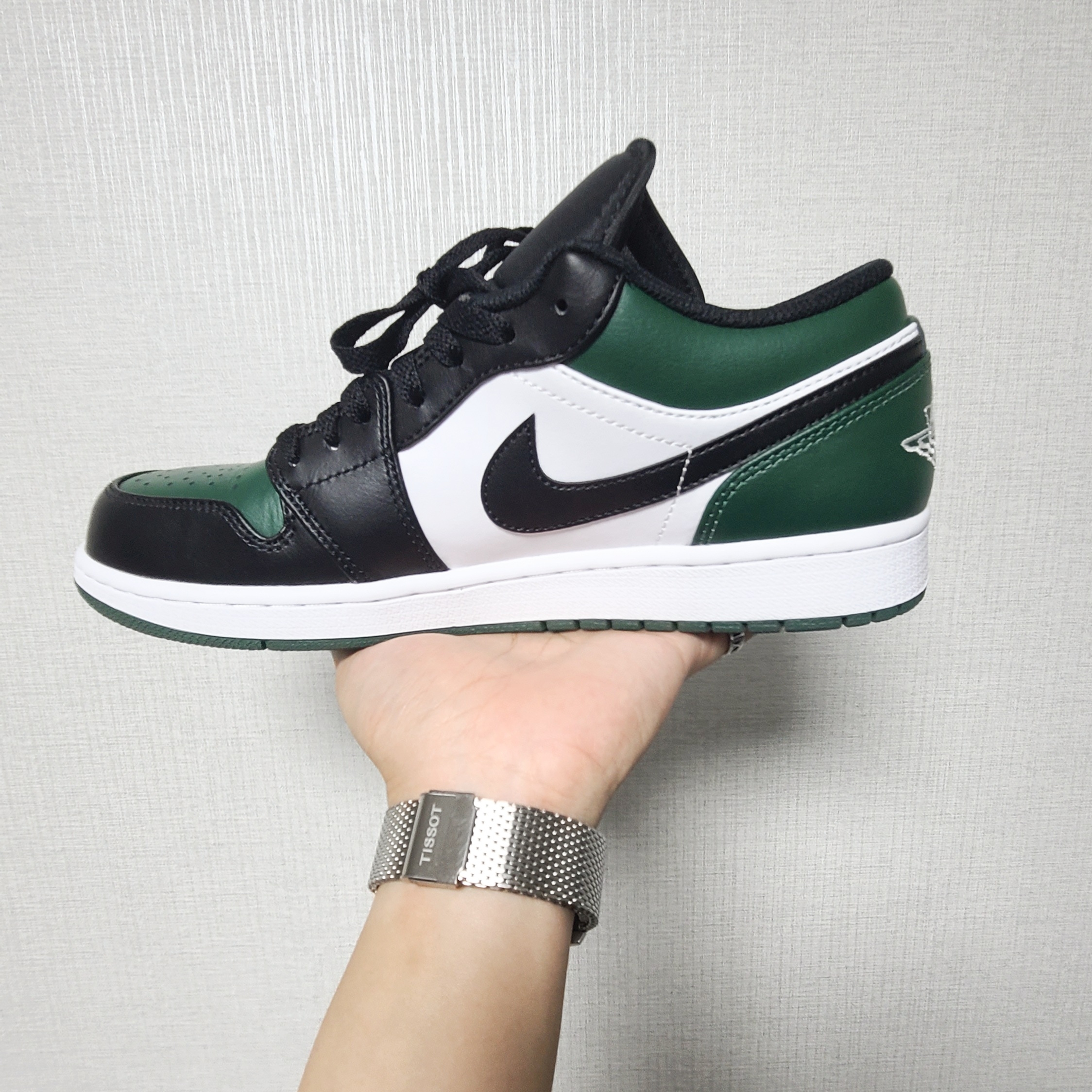Jordan 1 Low Green Toe 착용 스타일