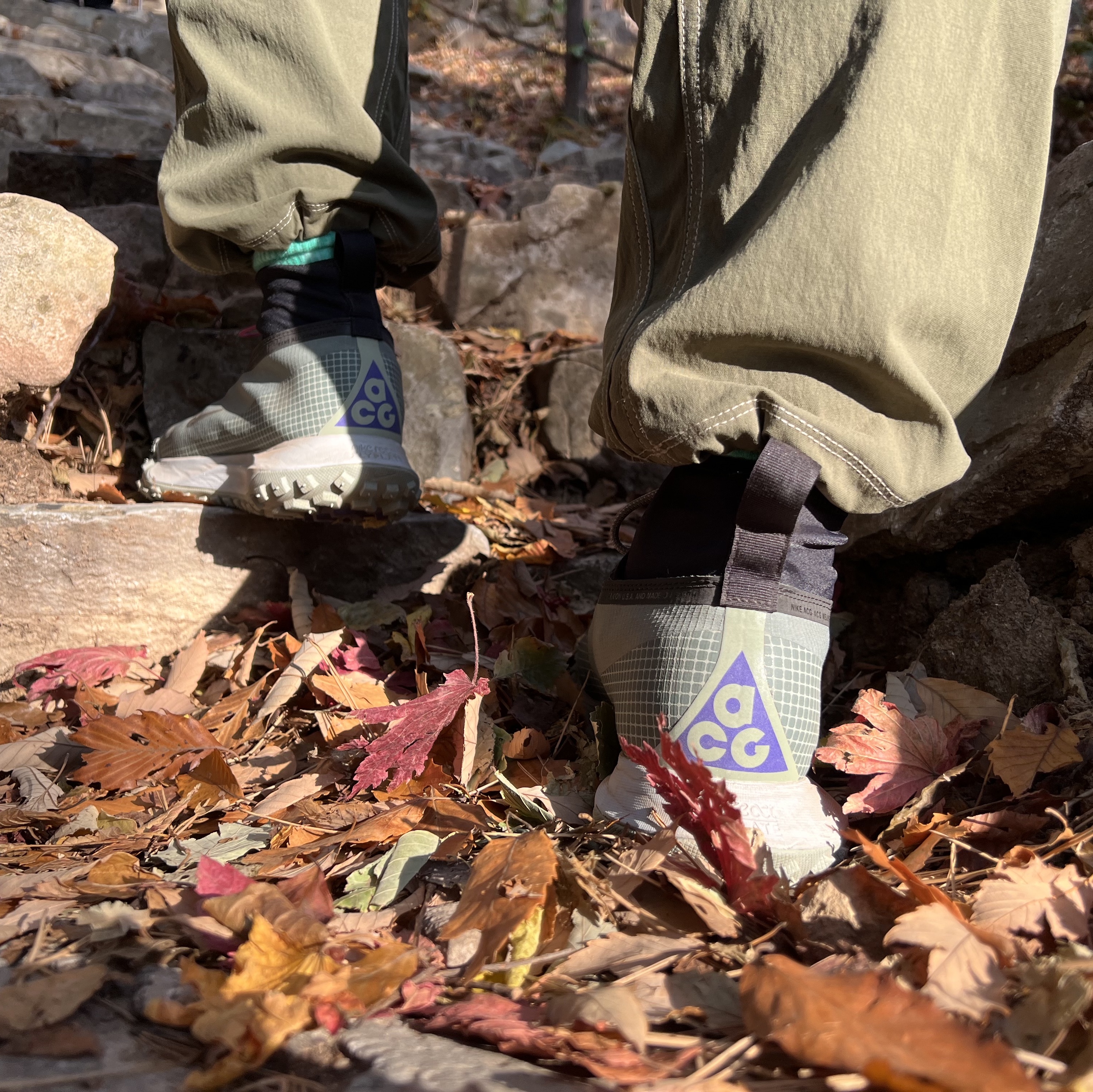 Nike ACG Mountain Fly Gore-Tex Clay Green 착용 스타일