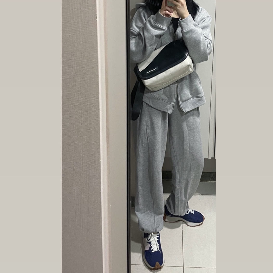 (W) New Balance 327 Night Tide 착용 스타일