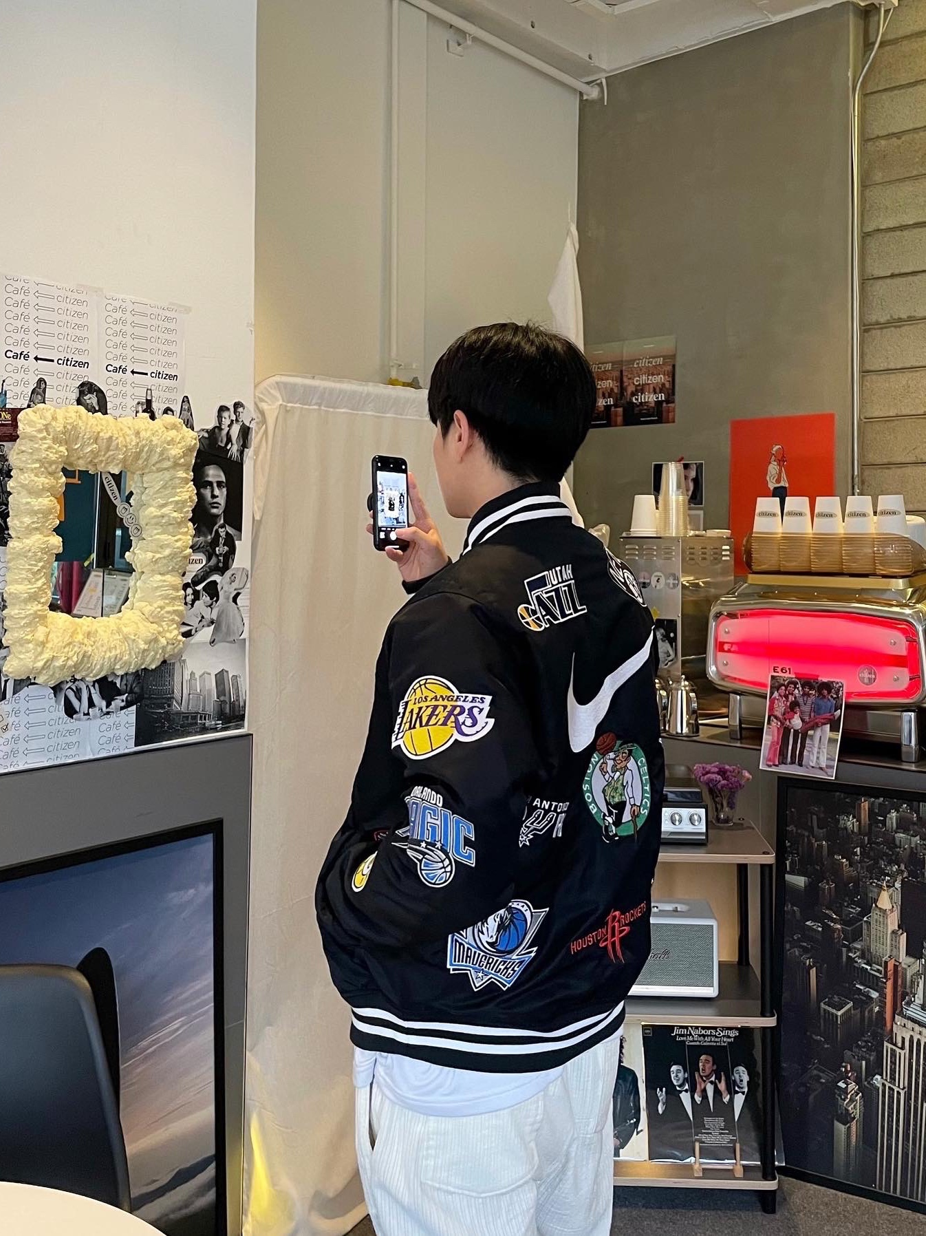 Supreme x Nike NBA Teams Warm-Up Jacket Black - 18SS 착용 스타일