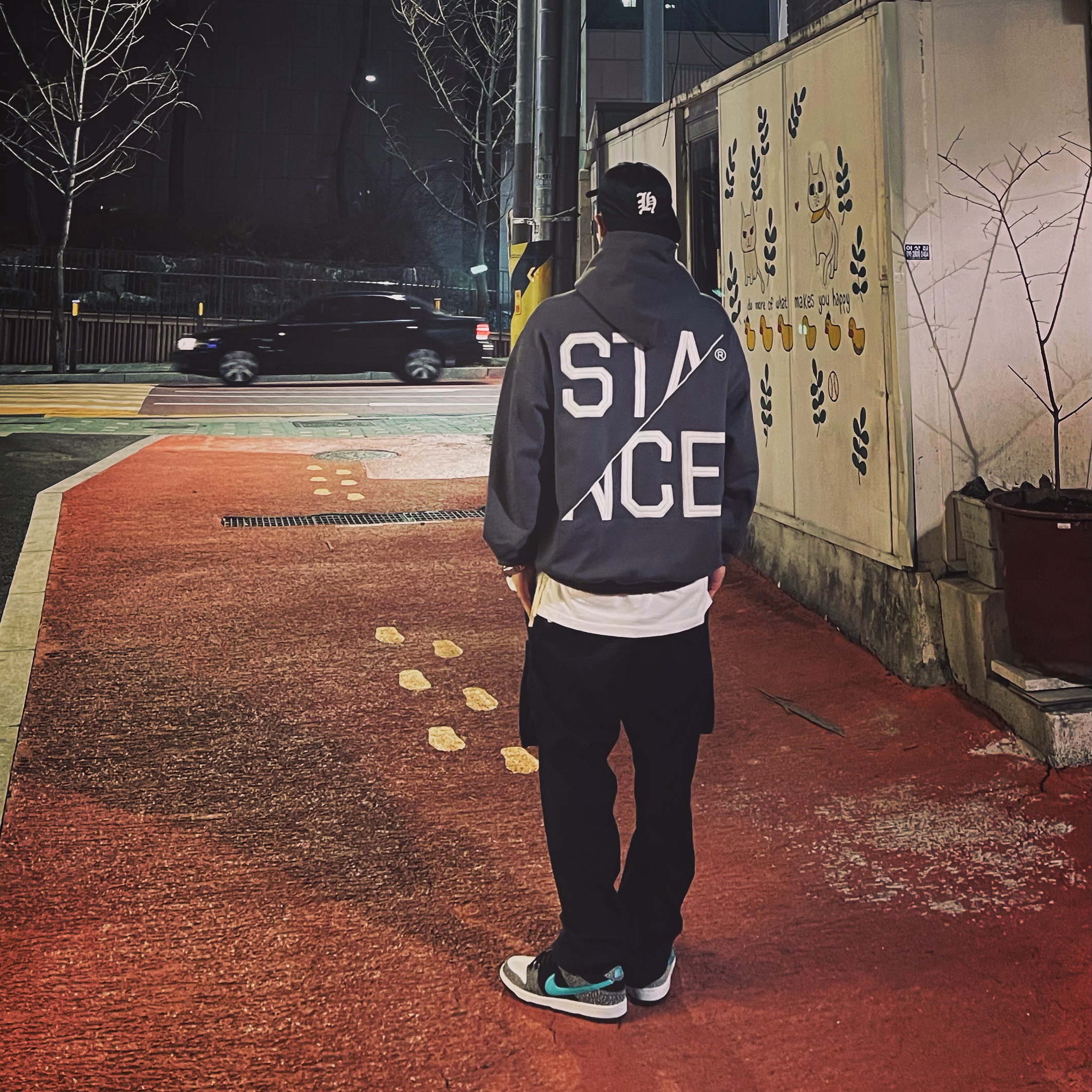 Nike ACG Cargo Pants Black, Nike SB Dunk Low Pro Clear Jade 착용 스타일