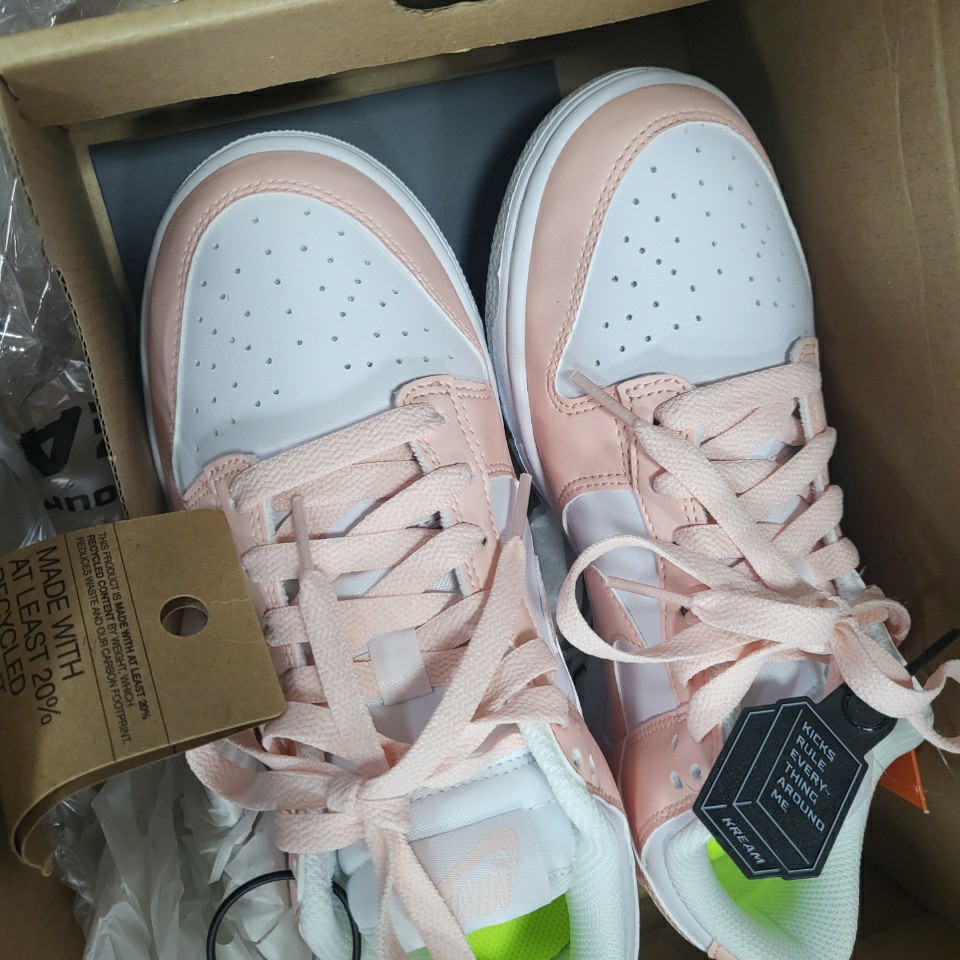 (W) Nike Dunk Low Next Nature Pale Coral 착용 스타일 - 1