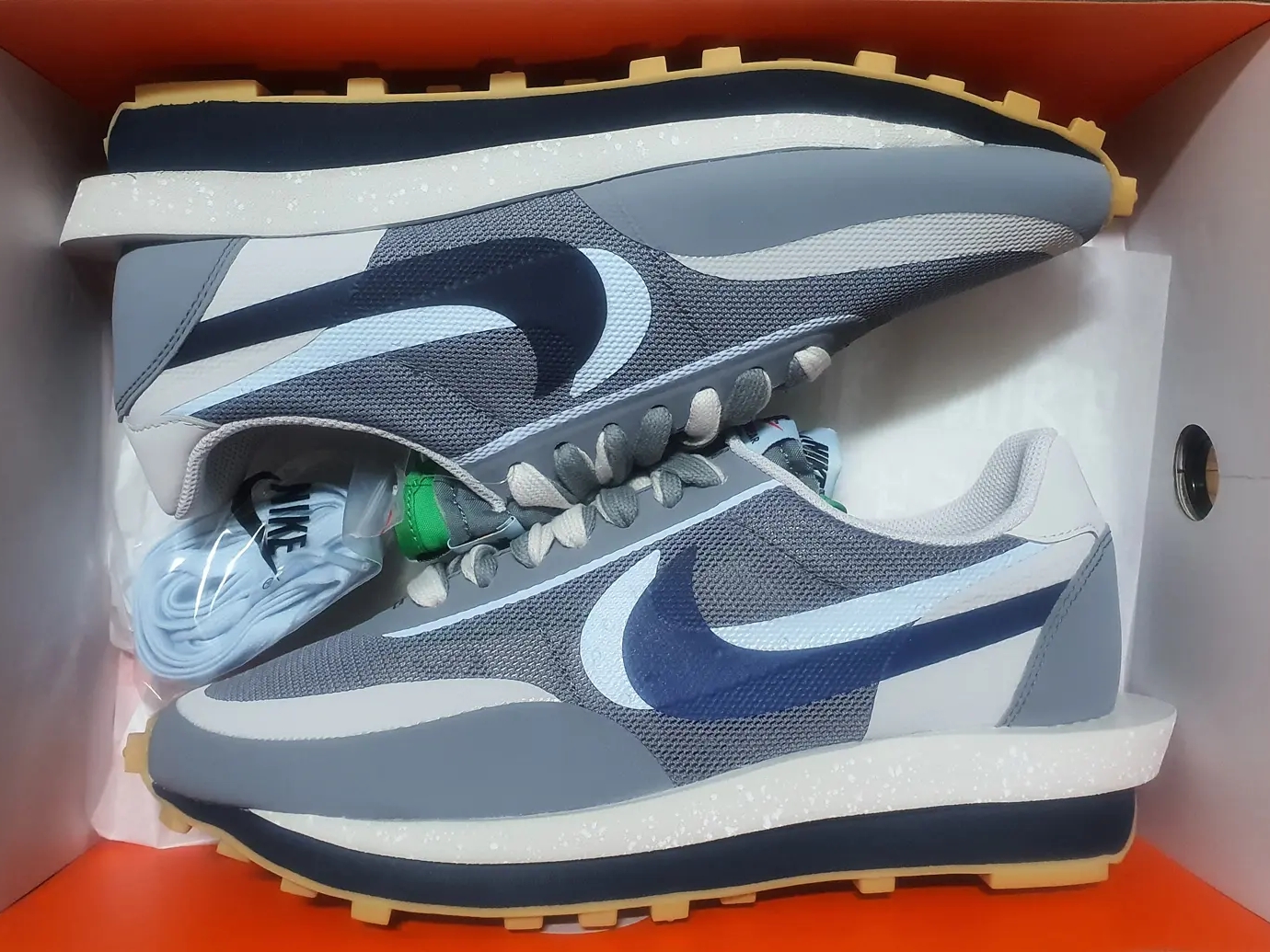 Nike x Sacai x Clot LDWaffle Cool Grey 착용 스타일