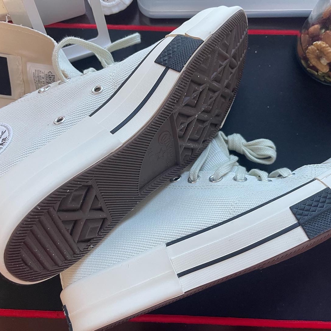 Converse x Drkshdw Drkstr Chuck 70 High Lily White 착용 스타일 - 2