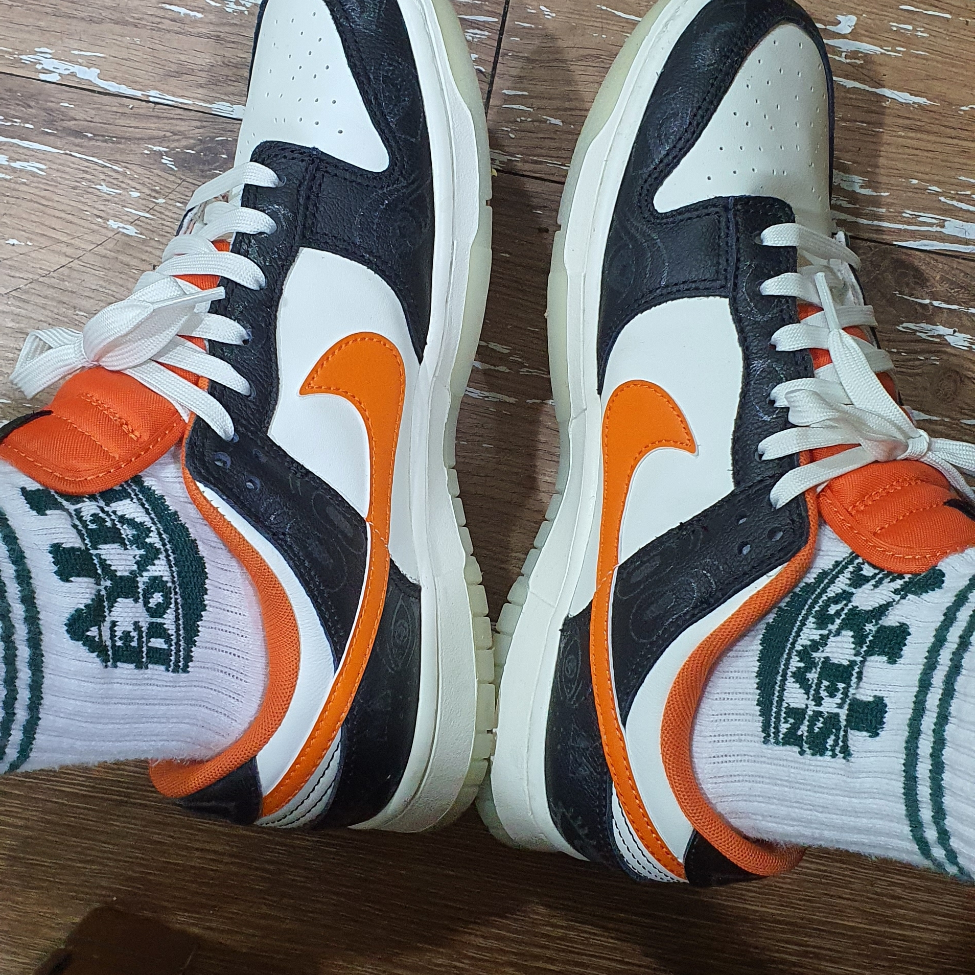 Nike Dunk Low Retro PRM Halloween 착용 스타일