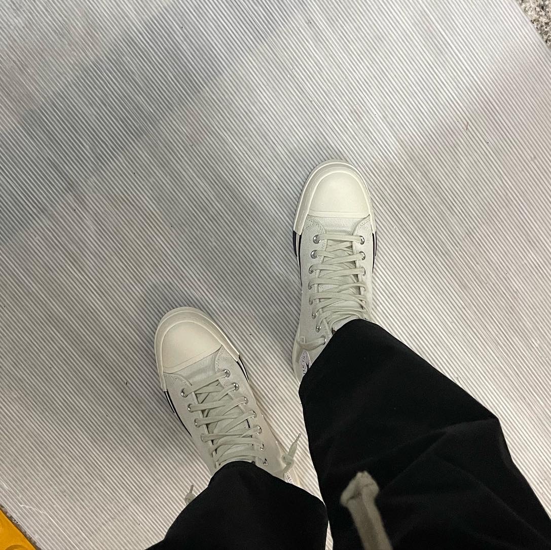 Converse x Drkshdw Drkstr Chuck 70 High Lily White 착용 스타일 - 4