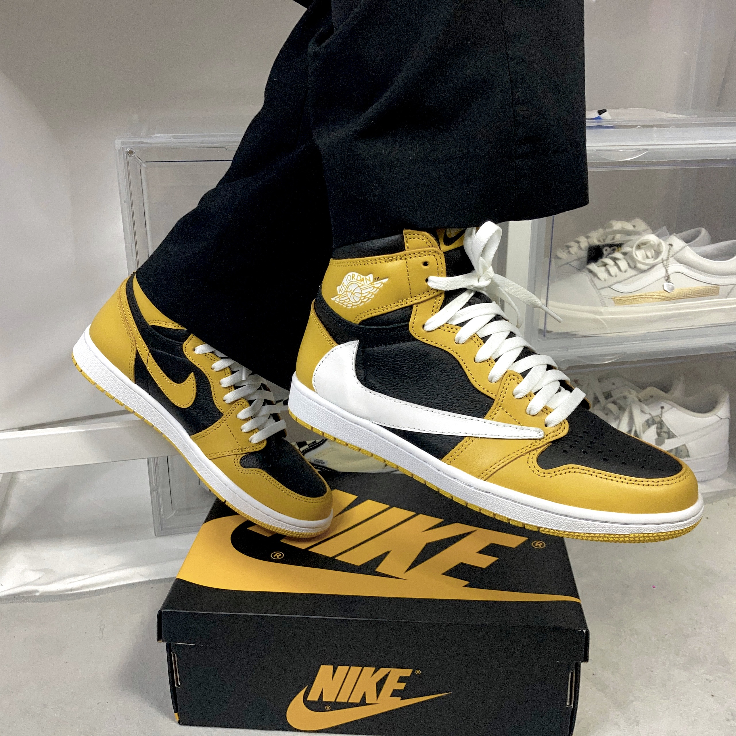 Jordan 1 Retro High OG Pollen 착용 스타일 - 1