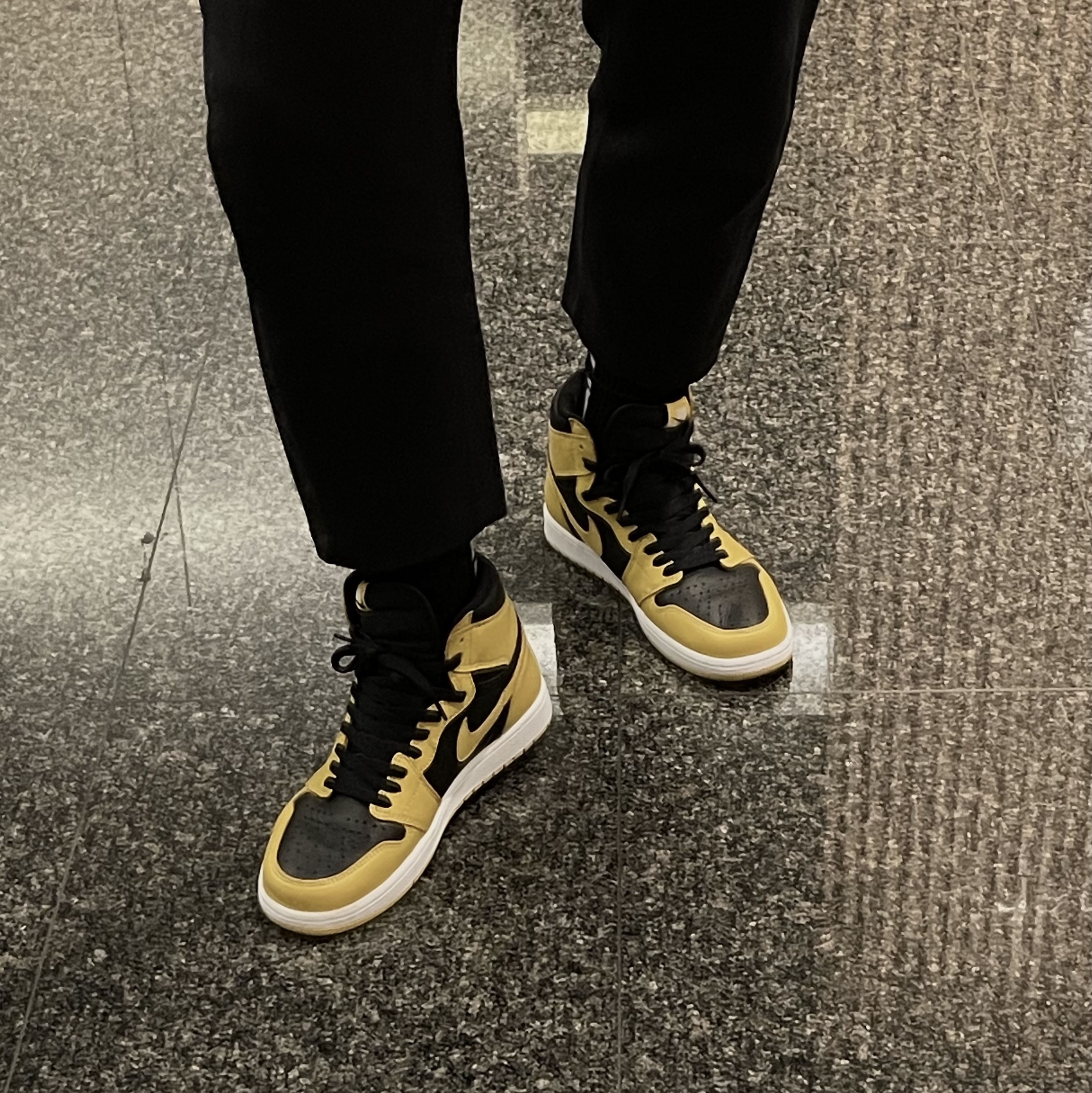 Jordan 1 Retro High OG Pollen 착용 스타일