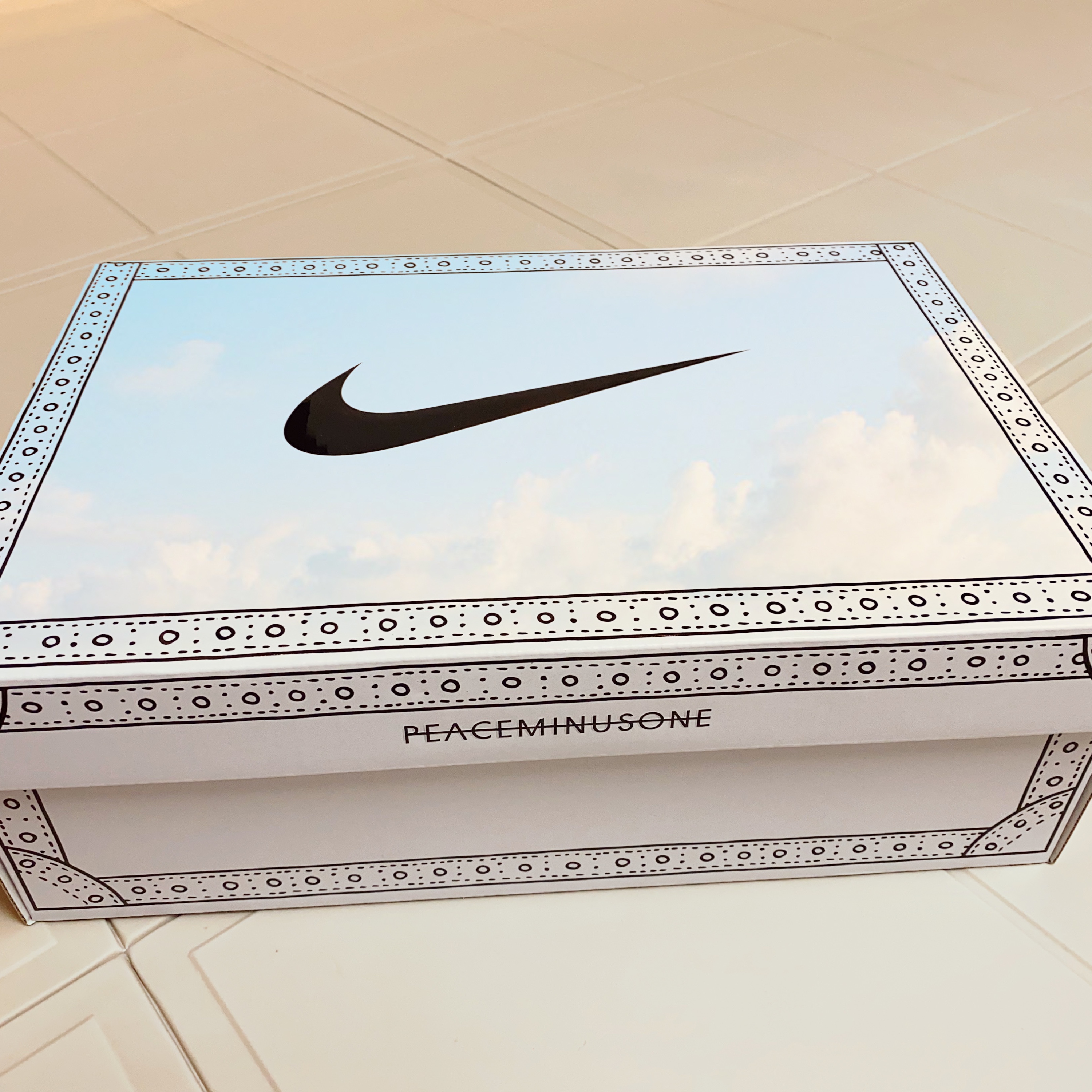 Nike x Peaceminusone Kwondo1 White 착용 스타일 - 1