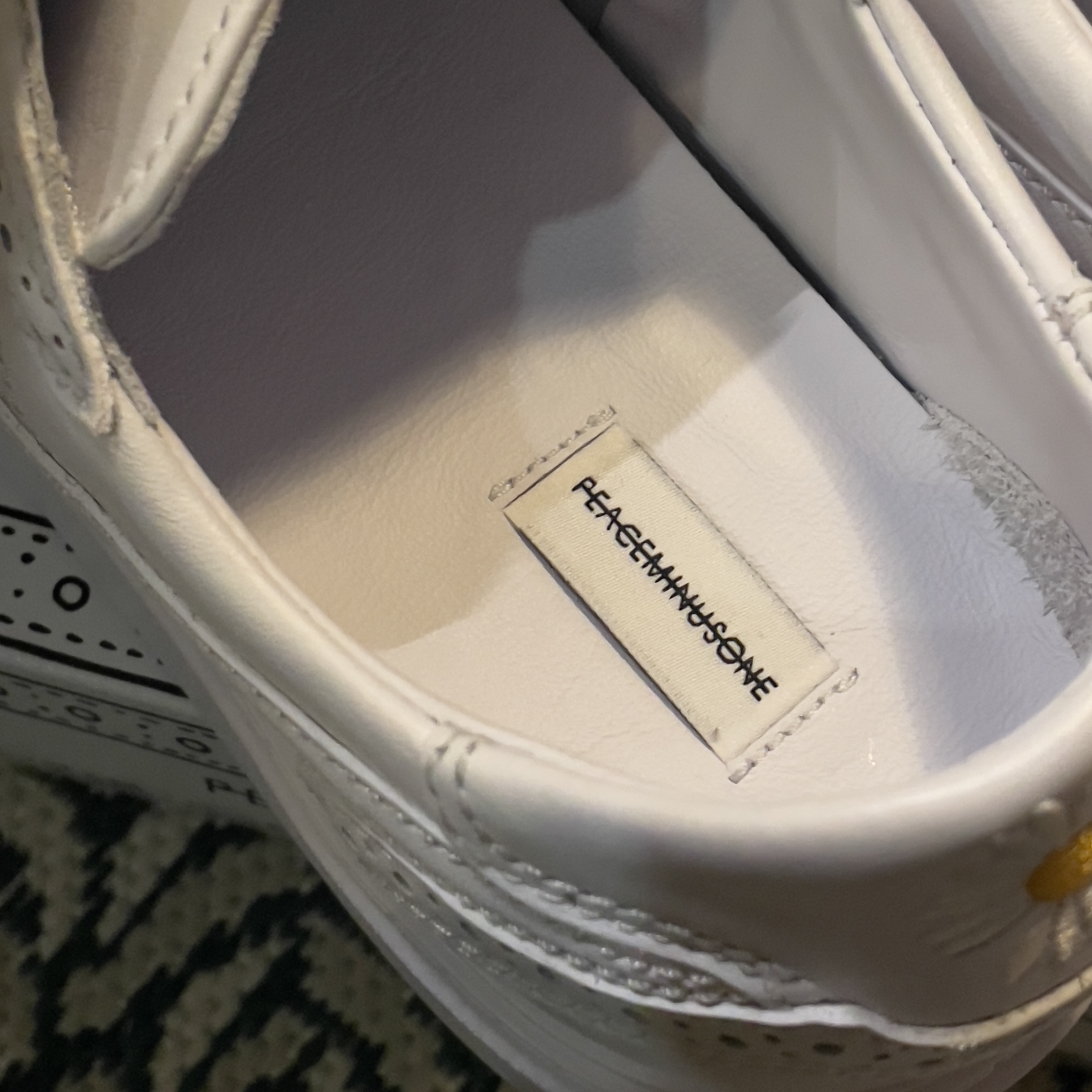 Nike x Peaceminusone Kwondo1 White 착용 스타일 - 5