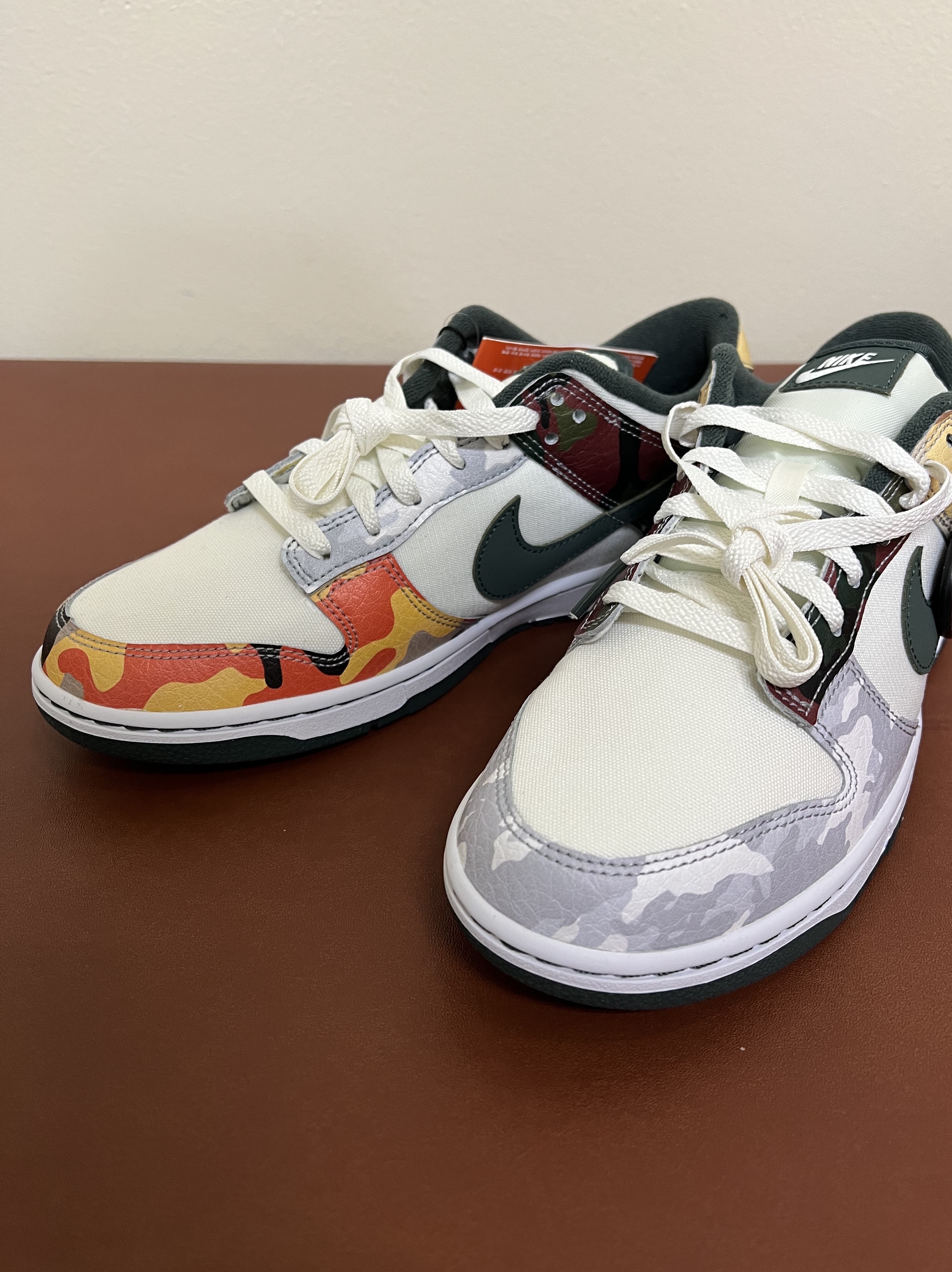 Nike Dunk Low SE Sail Multi Camo 착용 스타일 - 3