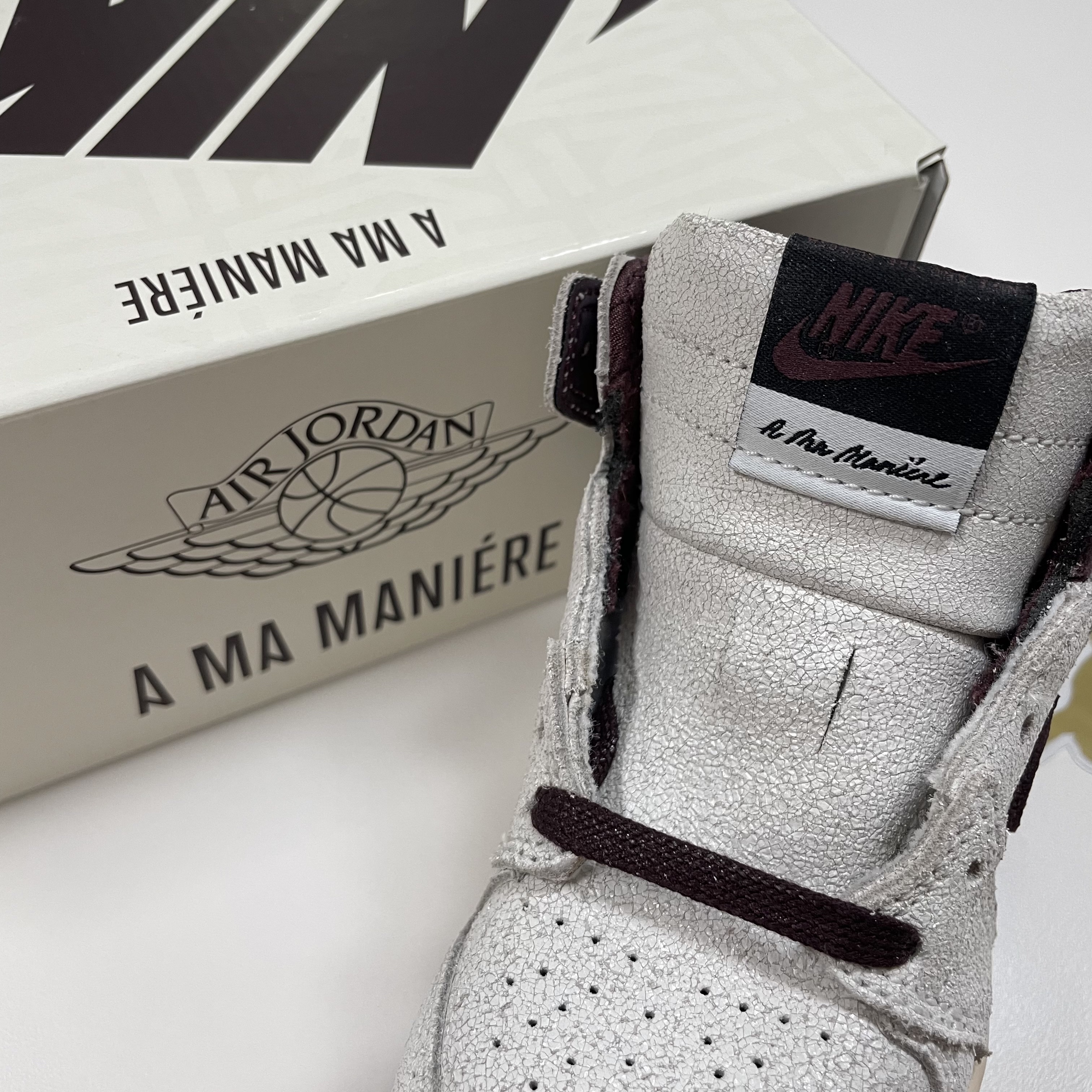 (TD) Jordan 1 x A Ma Maniere Retro High OG SP Burgundy and Sail 착용 스타일 - 5
