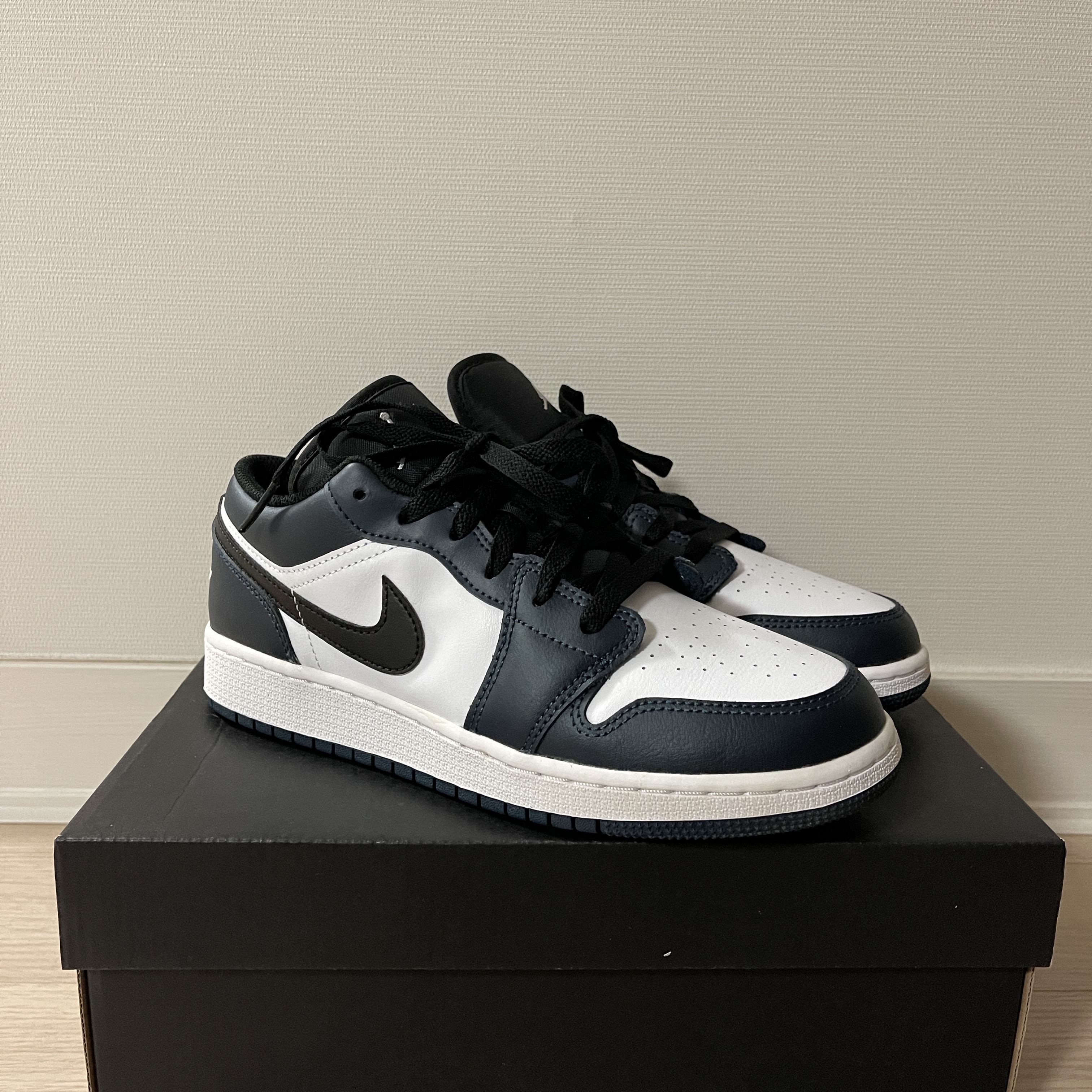 (GS) Jordan 1 Low Armory Navy 착용 스타일 - 1