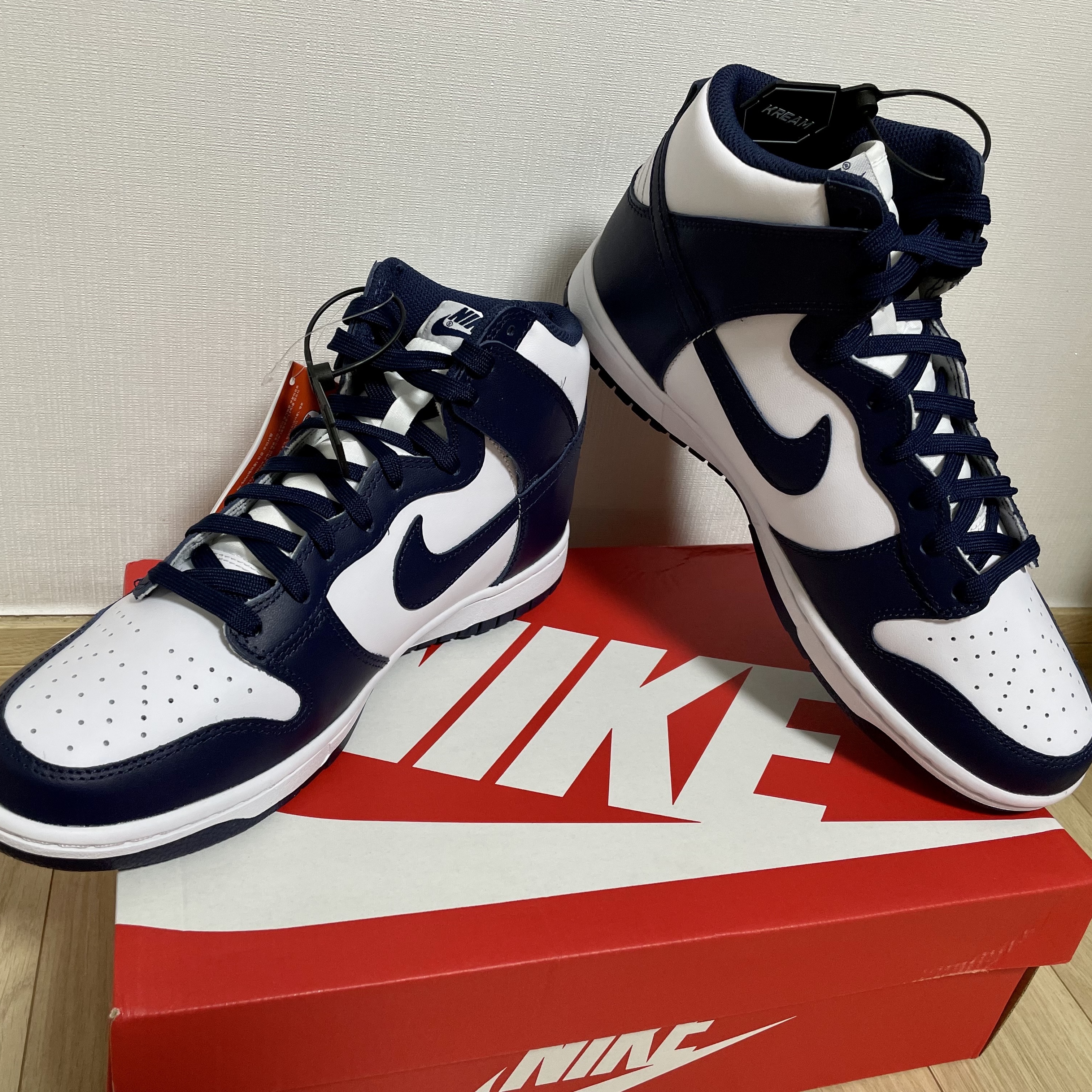 Nike Dunk High Retro Championship Navy 착용 스타일 - 2