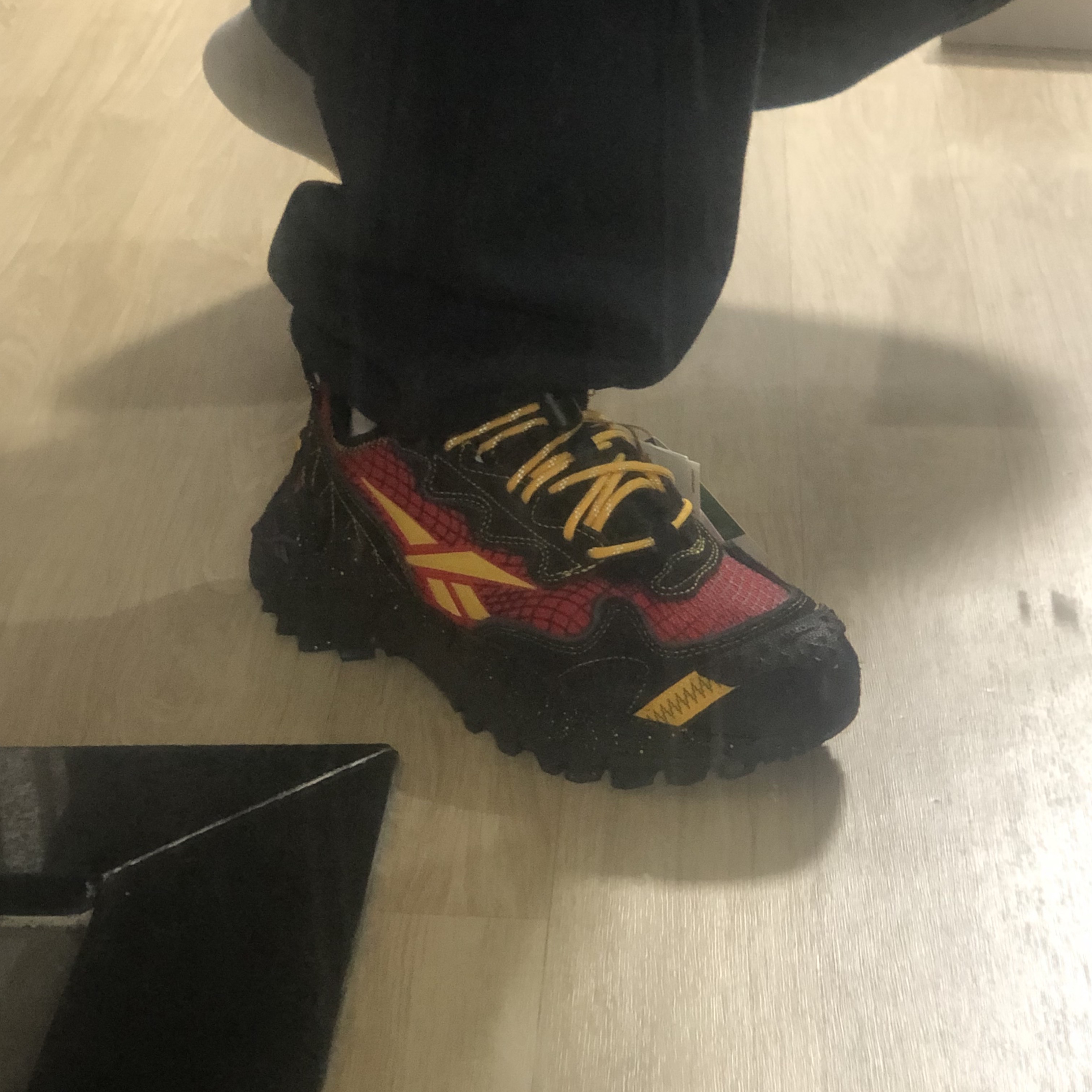 Reebok x A$AP Nast Zig Kinetica II Edge Vector Red Core Black 착용 스타일