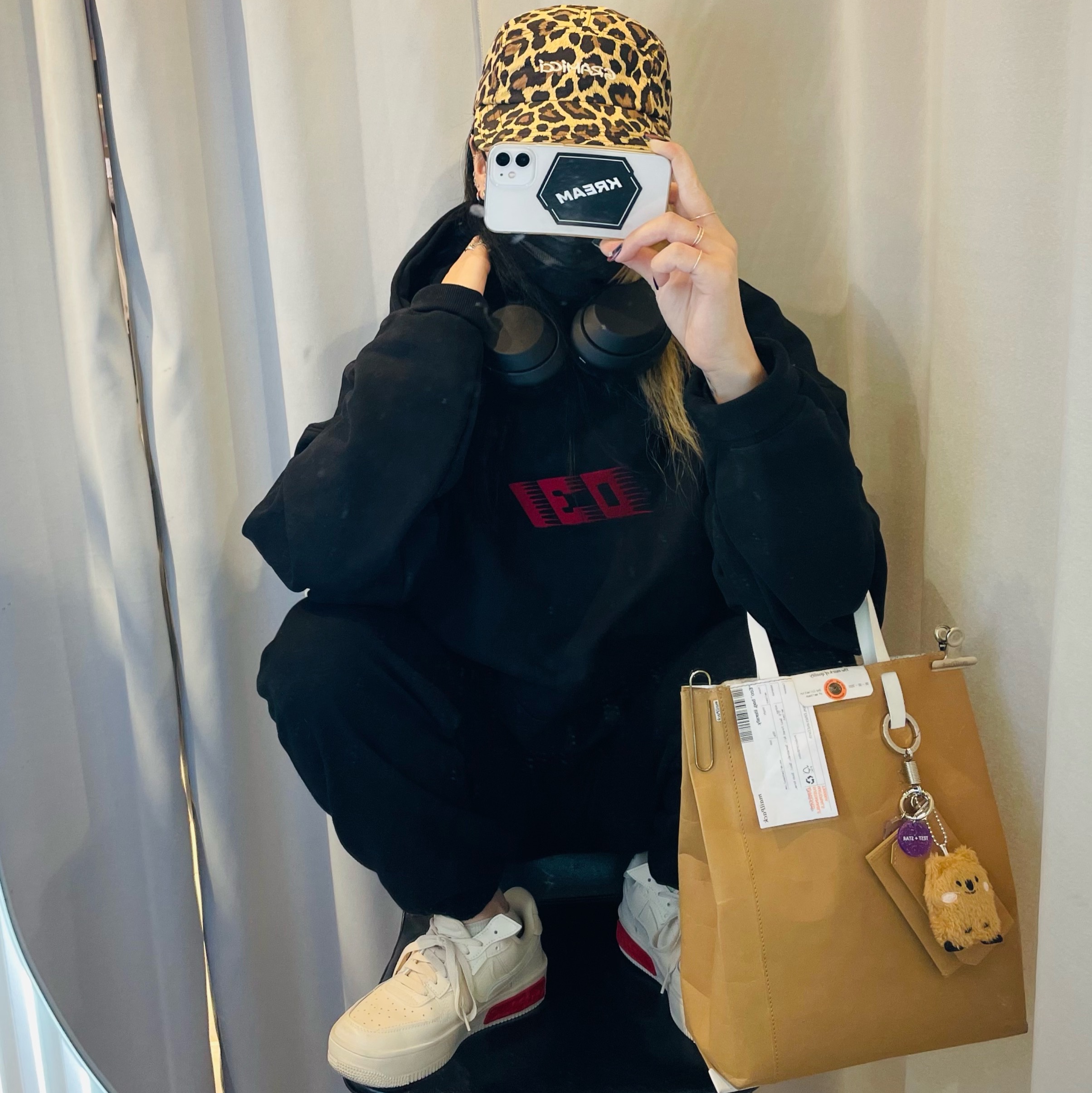 Darkr8m Studio x Libilly 031 Hoodie Black, (W) Nike Air Force 1 Fontanka Pearl White 착용 스타일 - 1