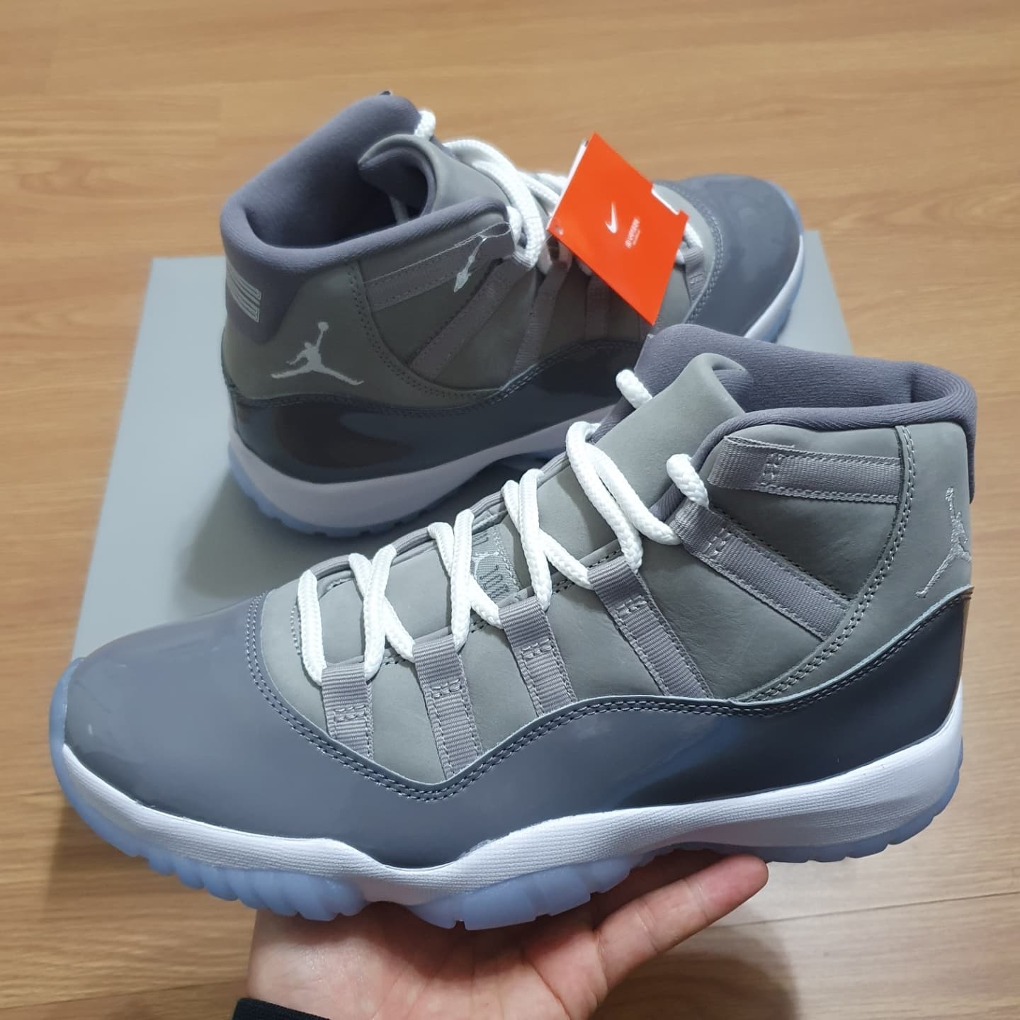 Jordan 11 Retro Cool Grey 2021 착용 스타일 - 2