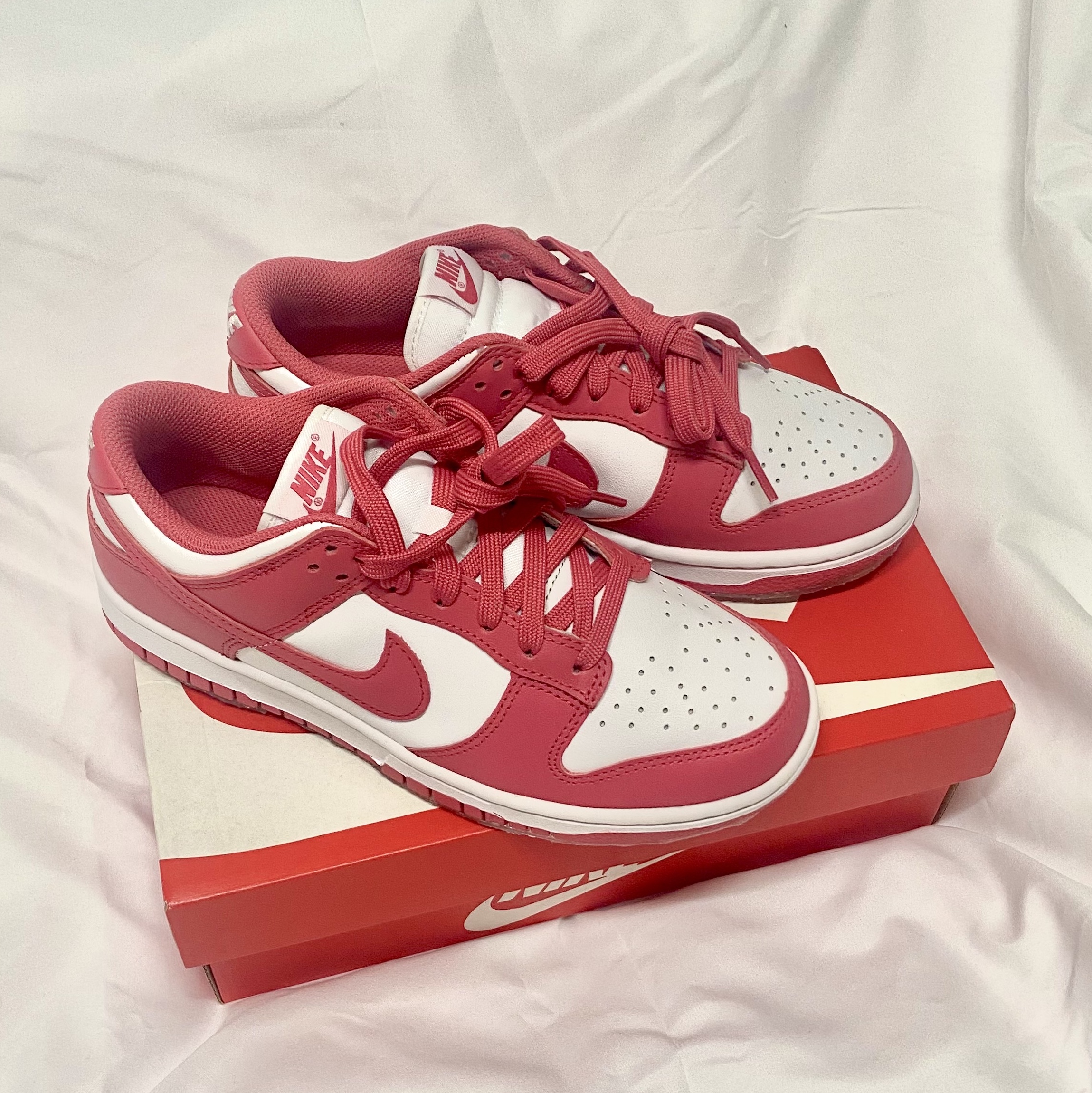 (W) Nike Dunk Low Archeo Pink 착용 스타일